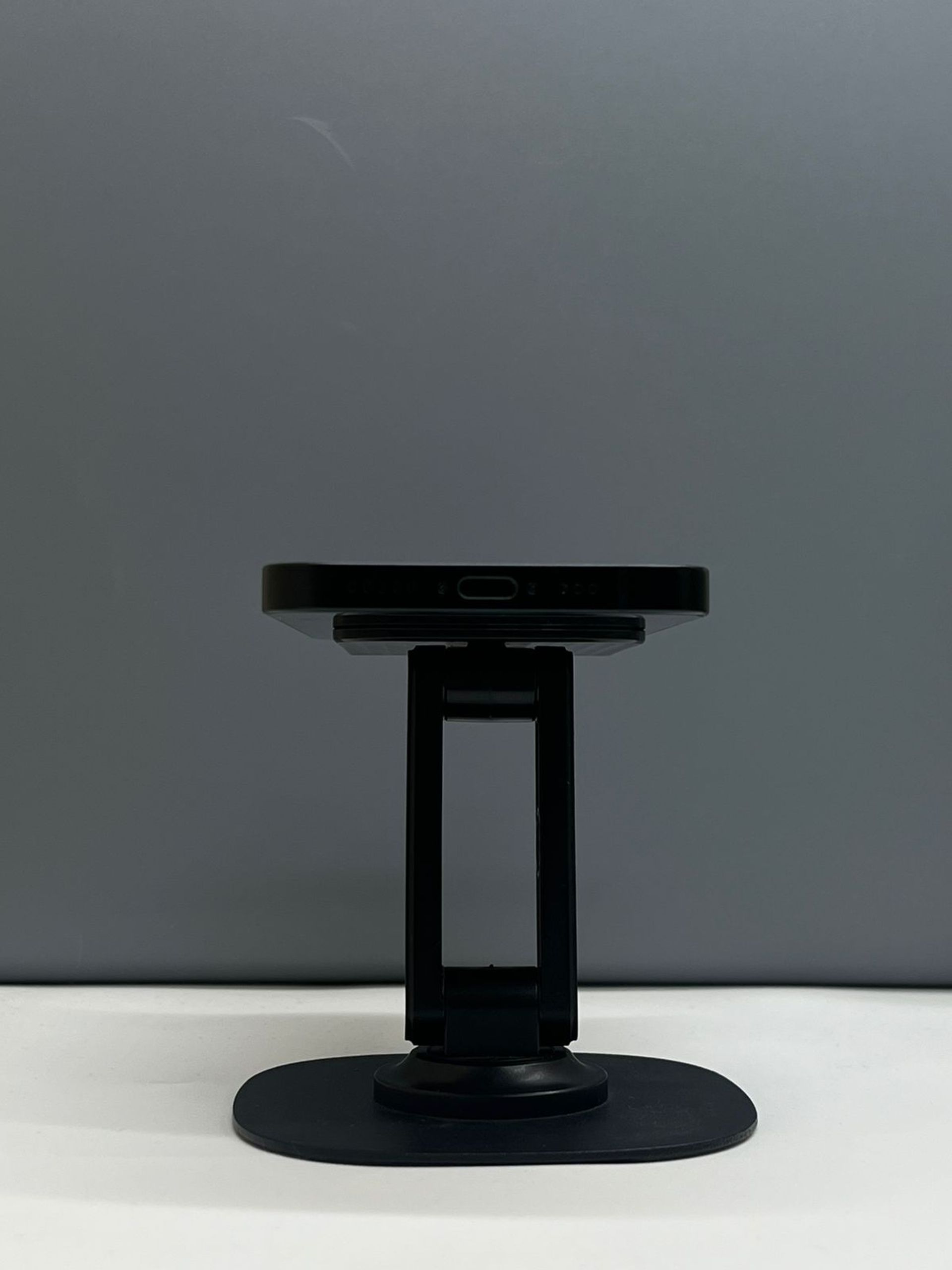 Apple iPhone 16e 128GB