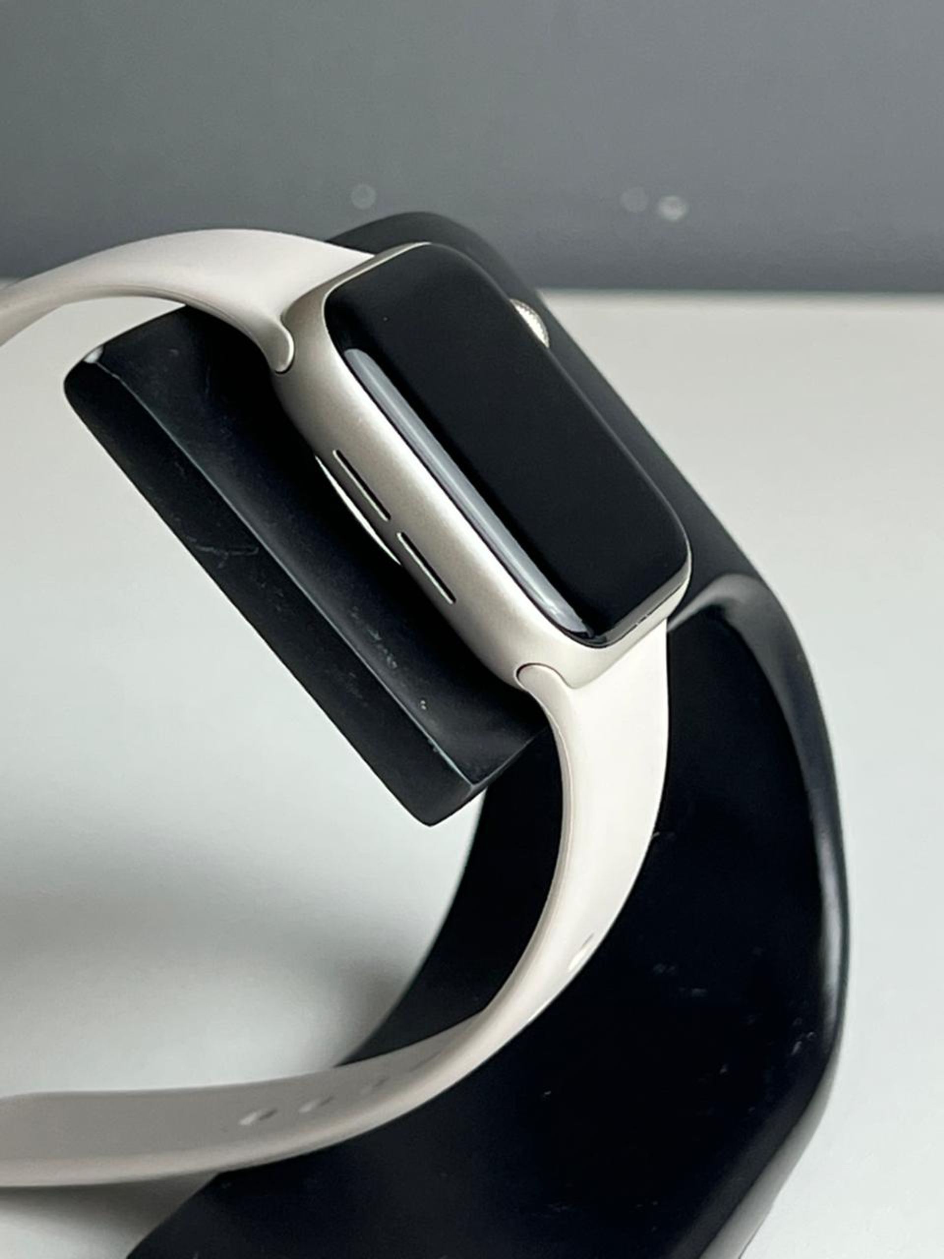 Apple Watch SE 40 мм (2е поколение)