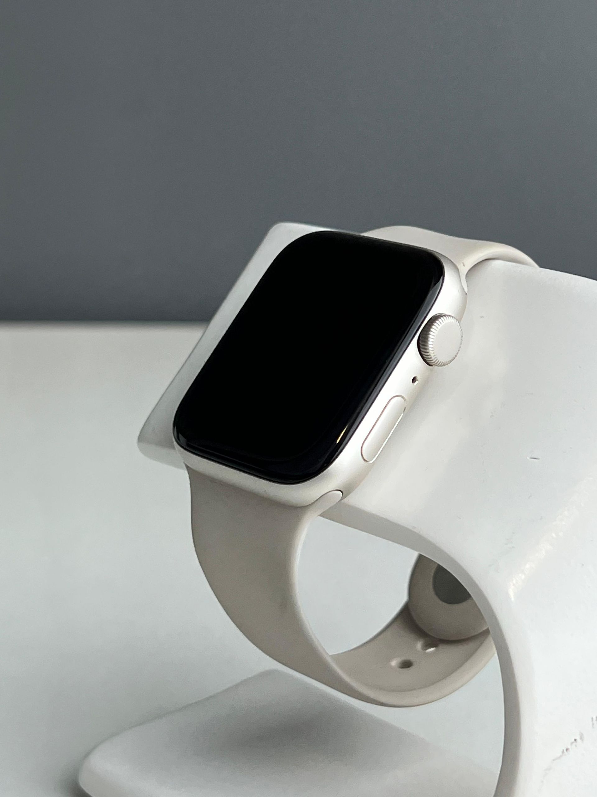 Apple Series SE 44 мм (2е поколение) 44