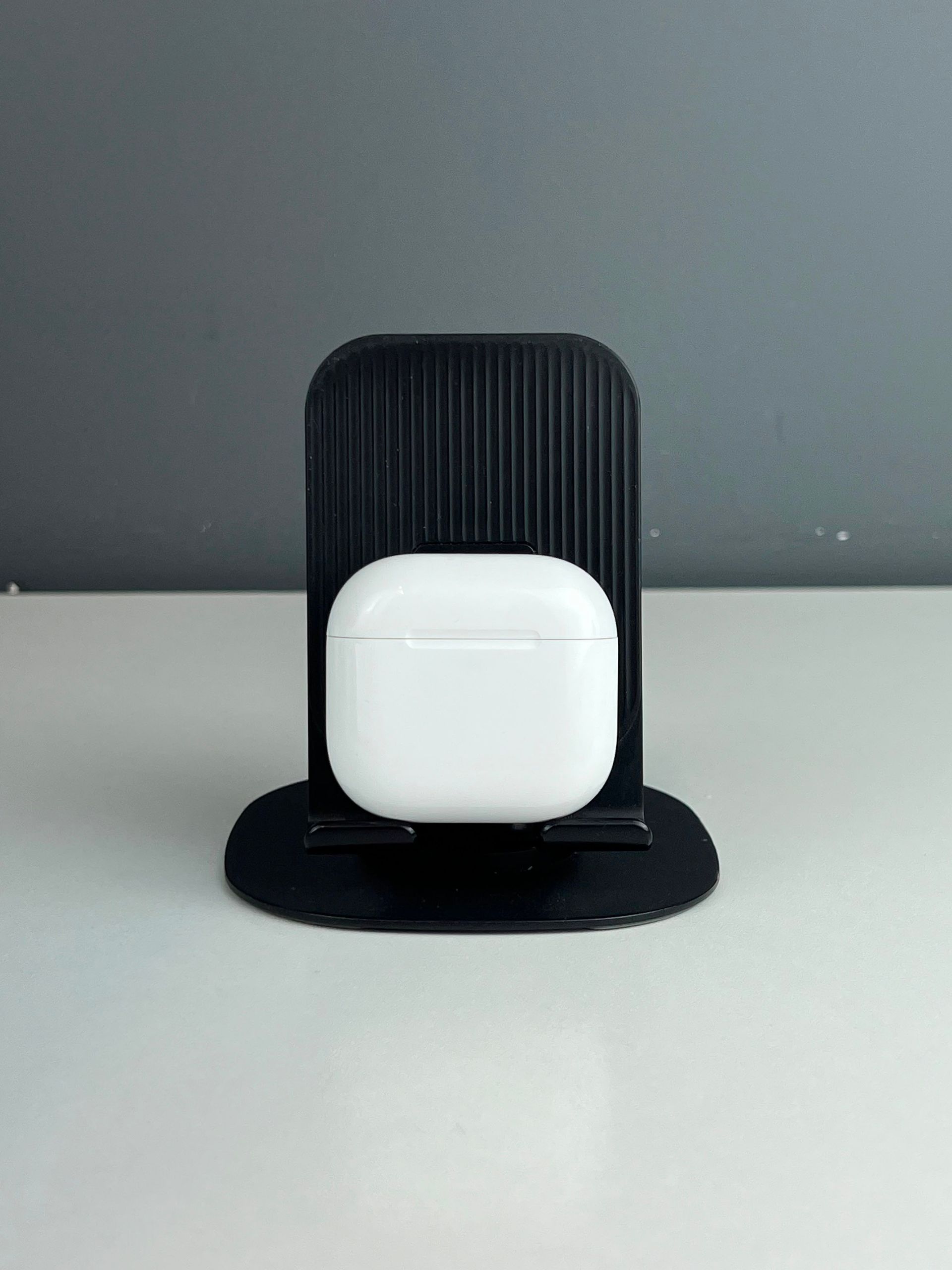 Apple AirPods 4 series