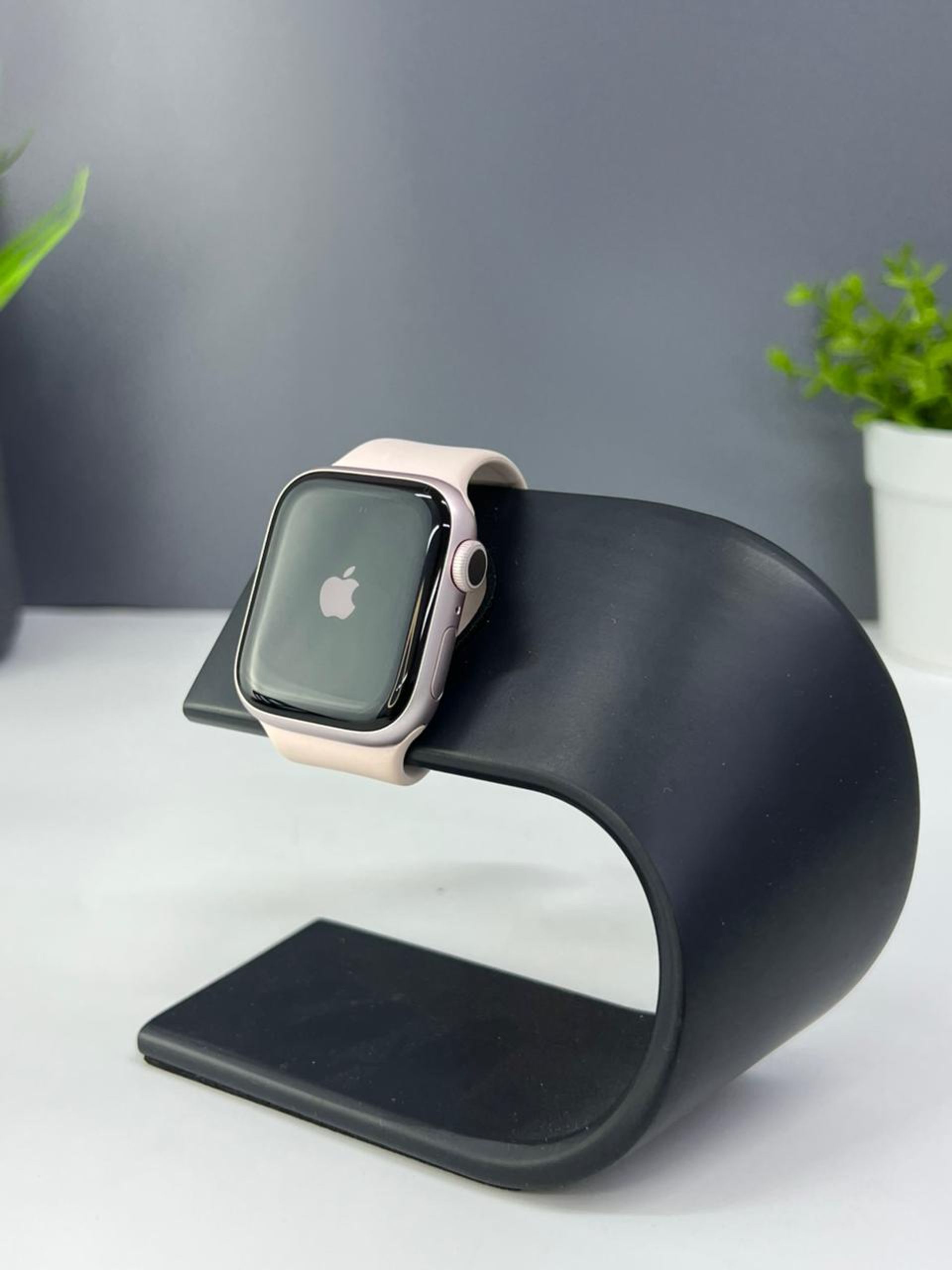 Apple Watch Series 9 GPS M/L 41 мм
