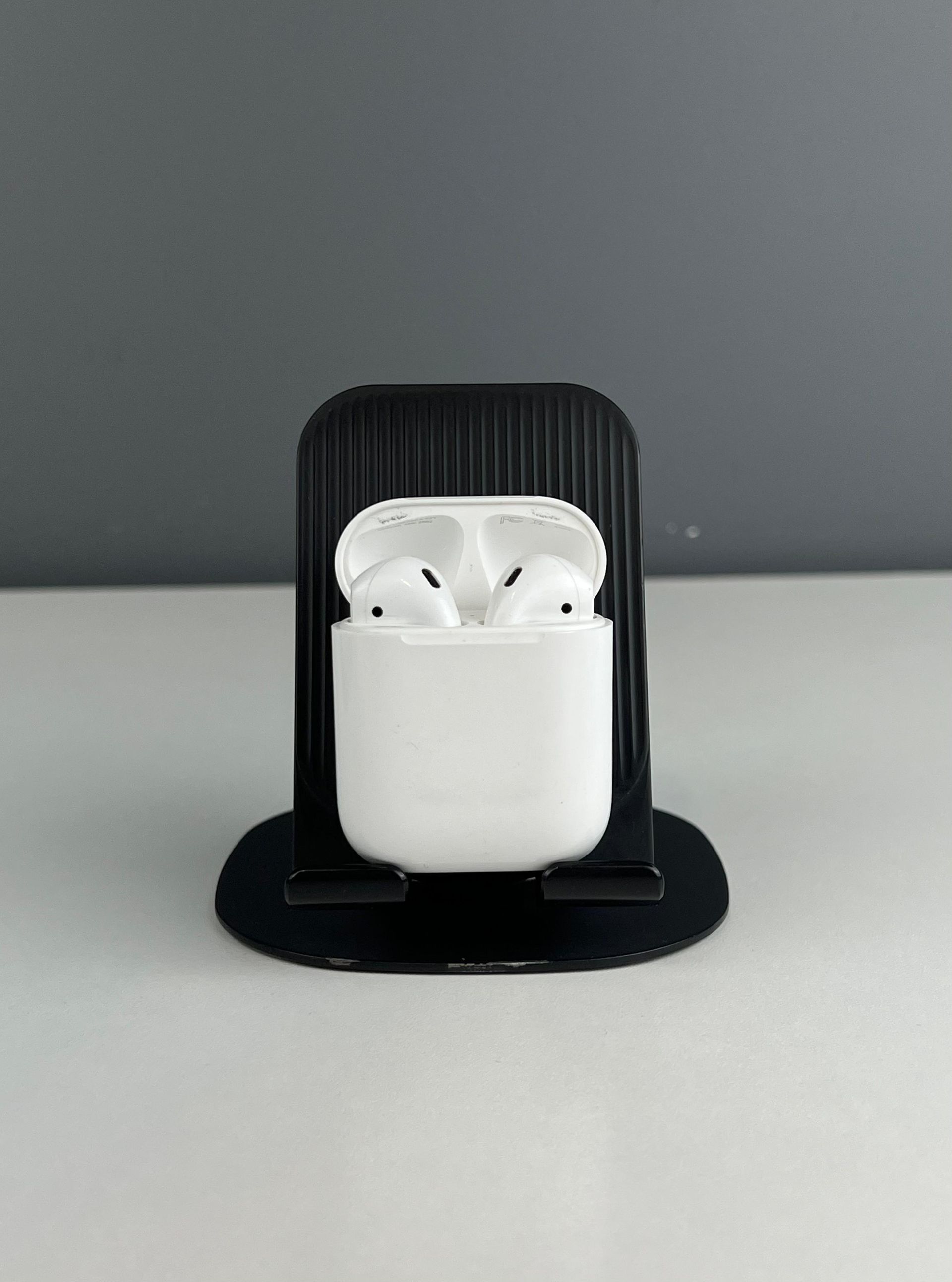 Apple AirPods 2 series