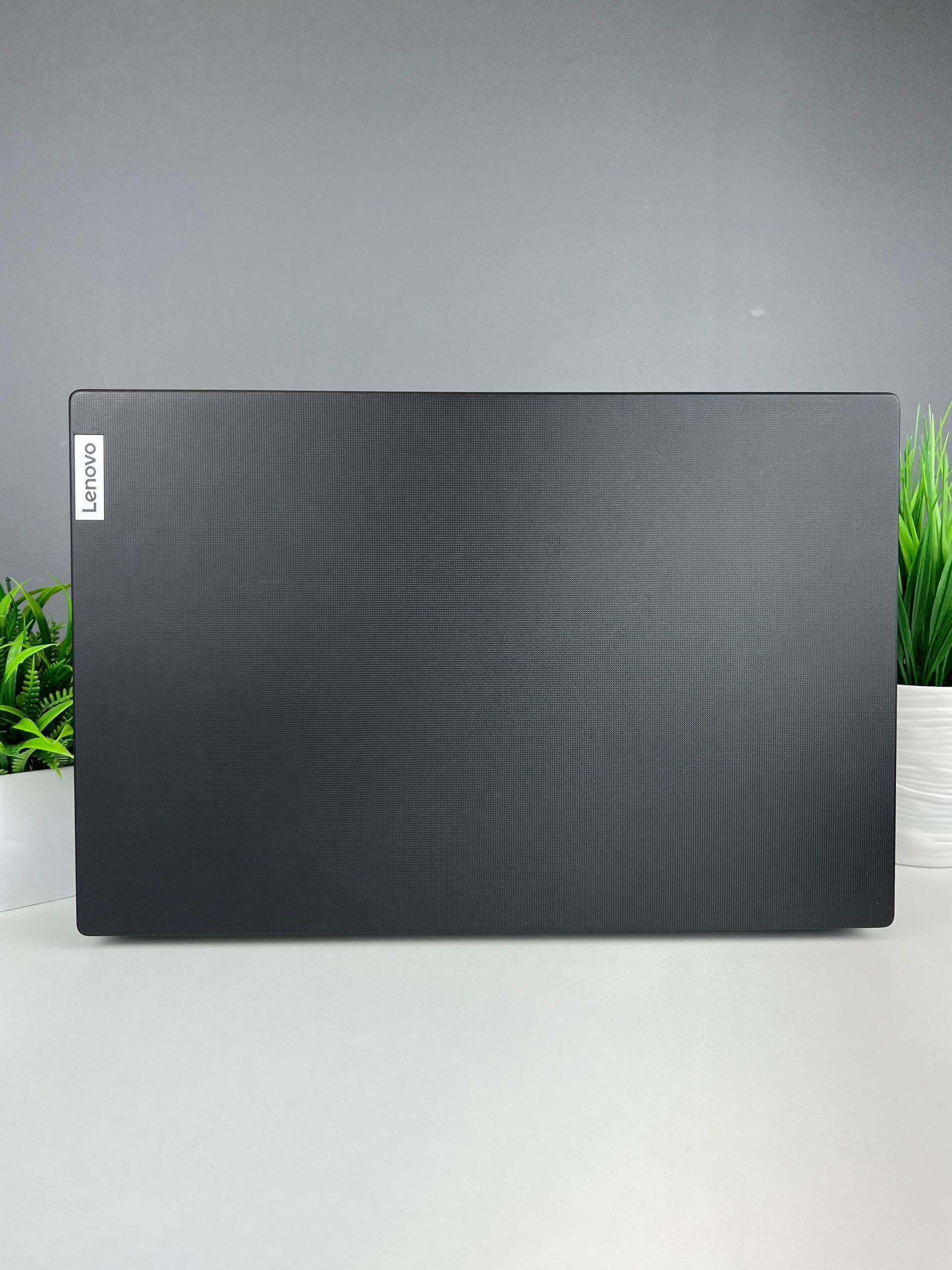 Ноутбук Lenovo core i3/12-пок  Intel Core i3  12-поколение  ядер 8 GB 256 GB 13 дюймов