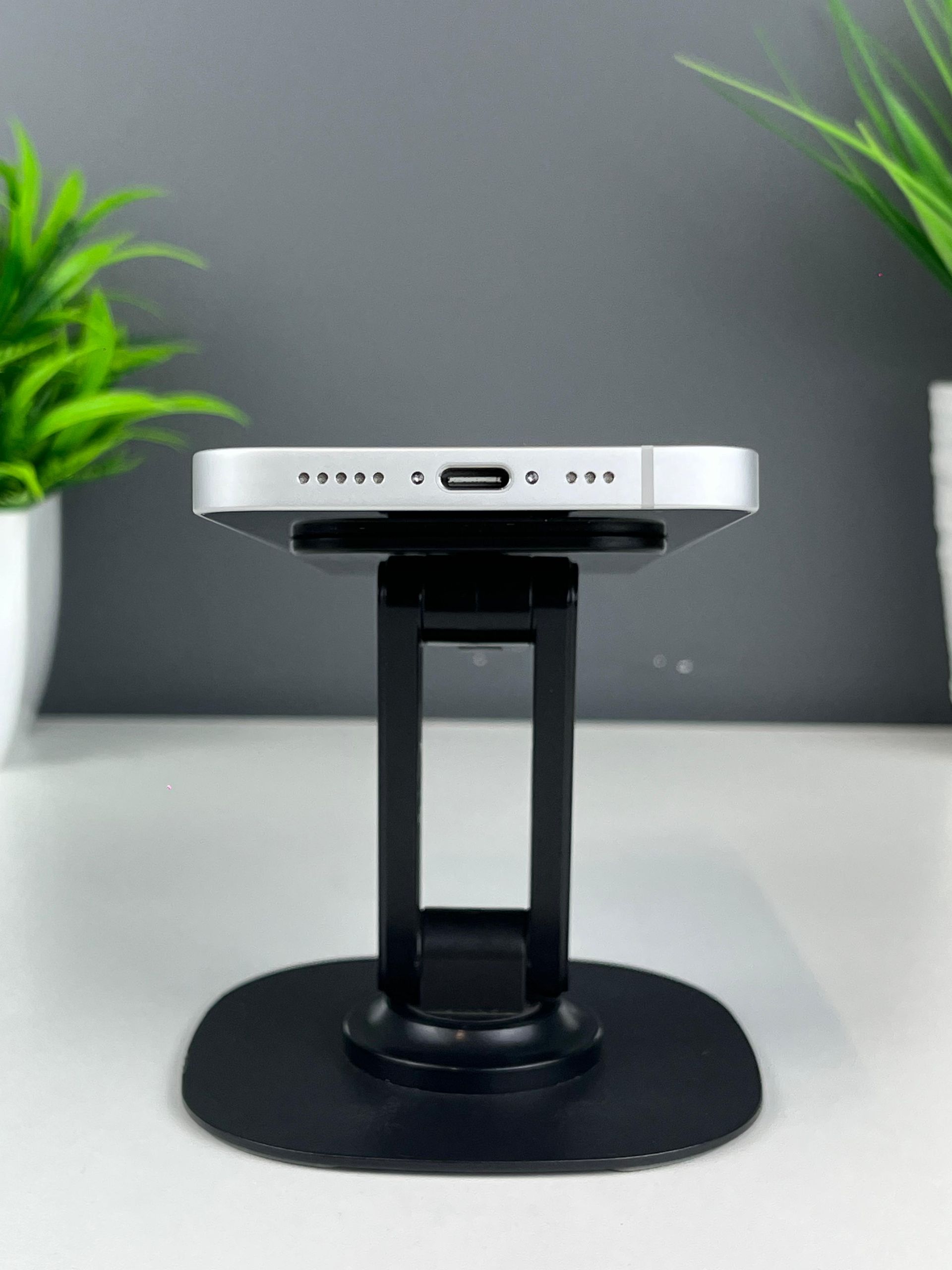 Apple iPhone 16e 256GB