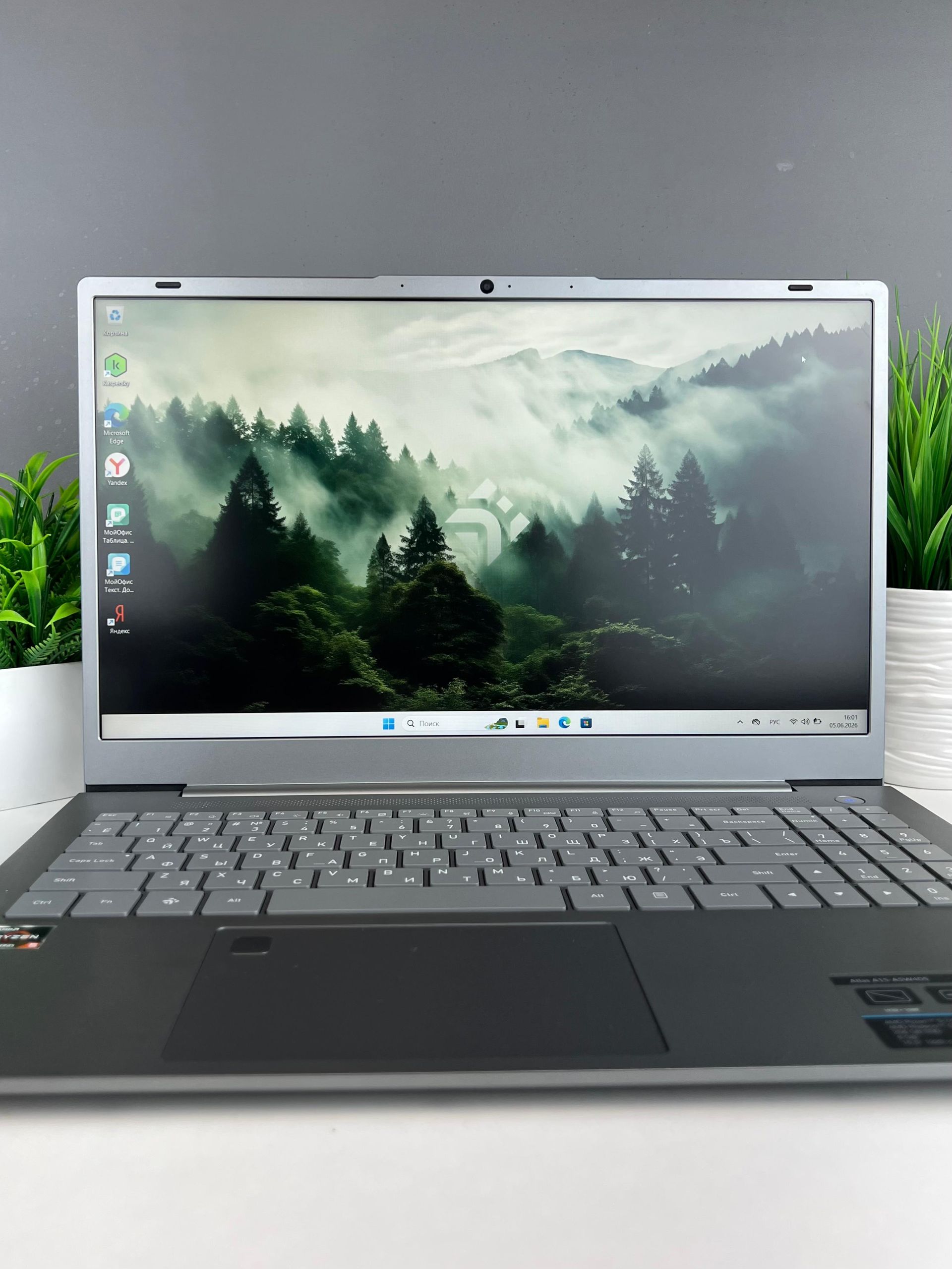 Ноутбук Acer amd ryzen 5 5-поколение AMD Ryzen 5 7-поколение ядер 8 GB 256 GB 14 дюймов