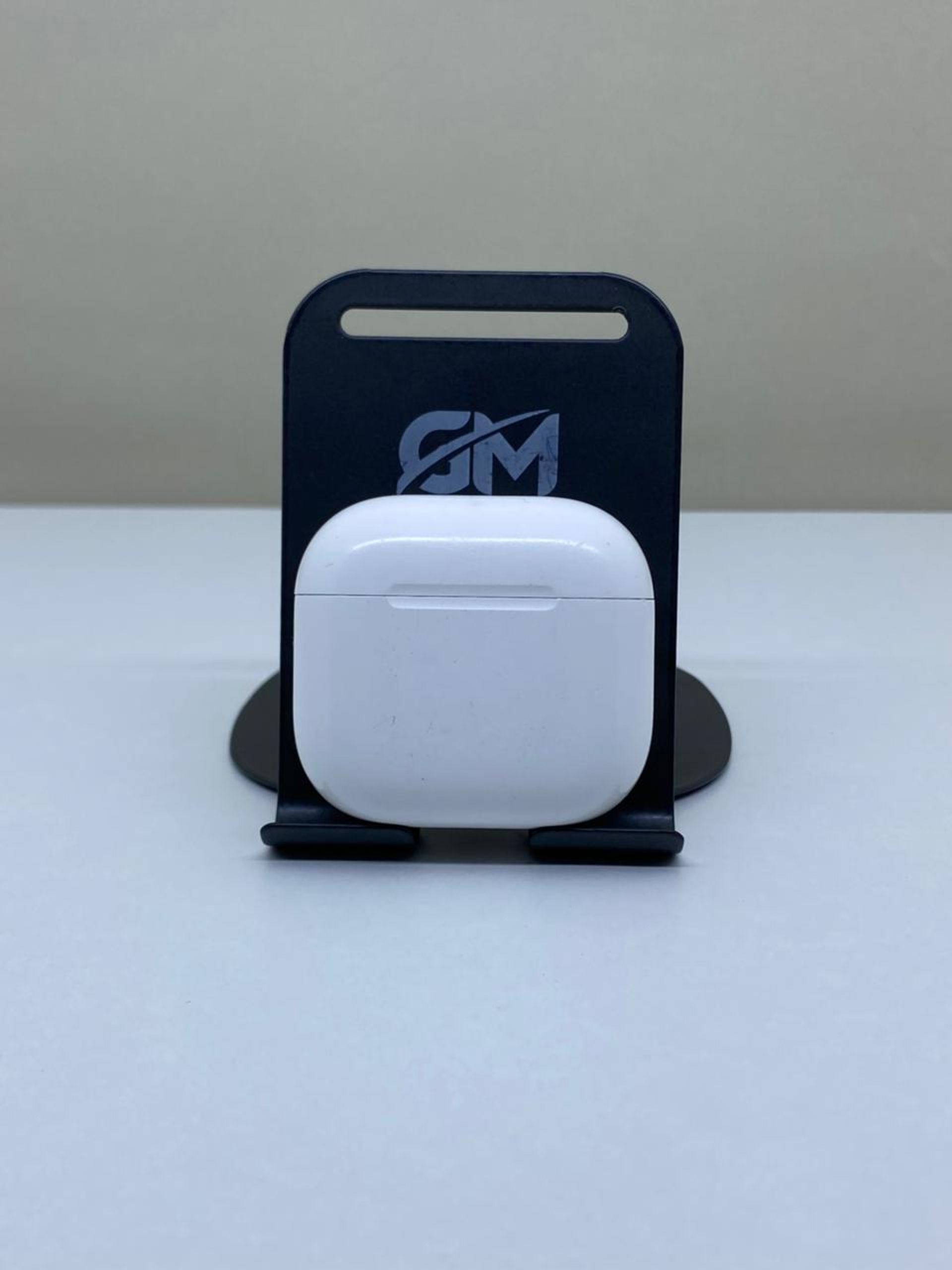 Apple AirPods 4 series