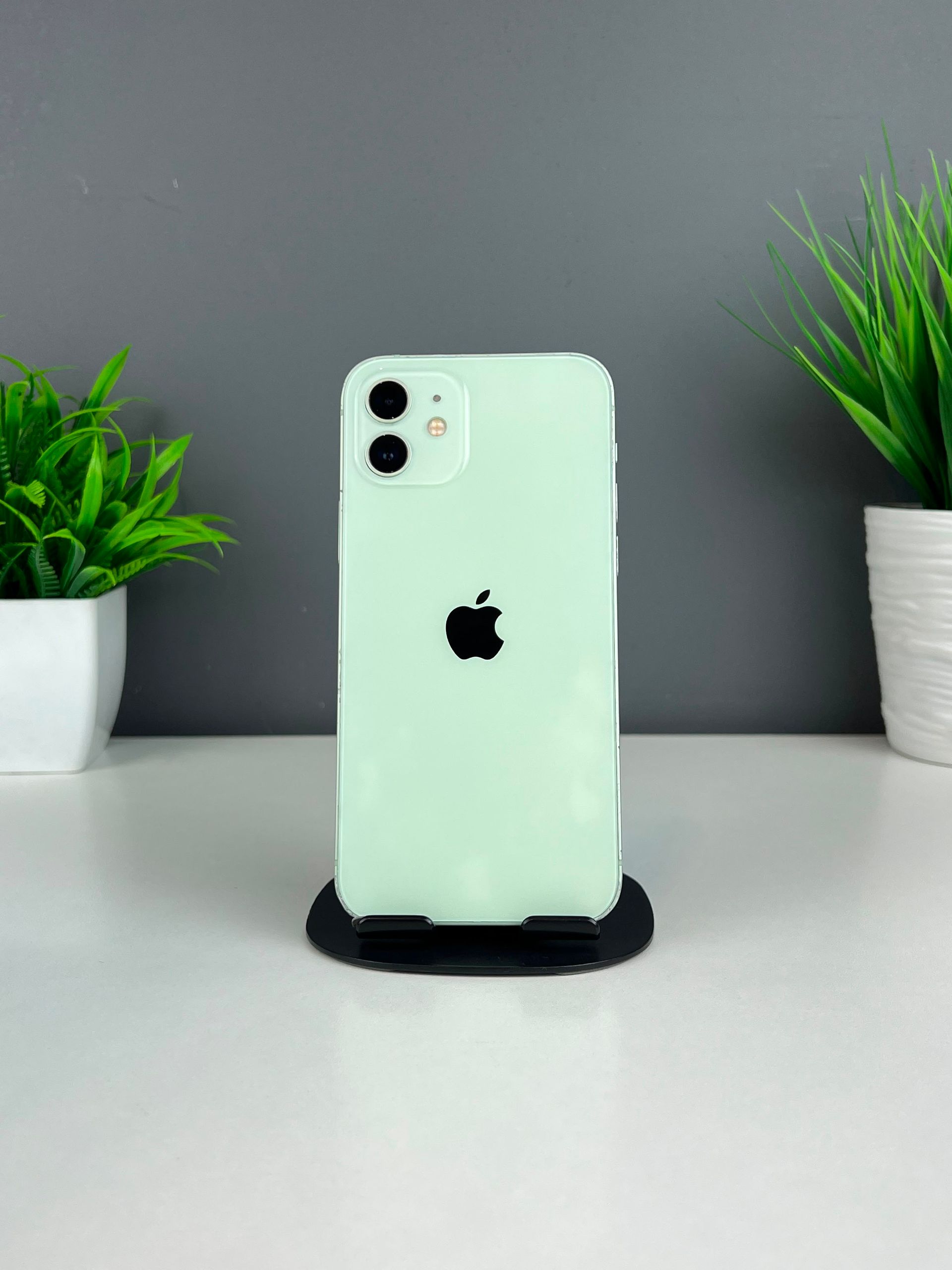 Apple iPhone 12 64 GB