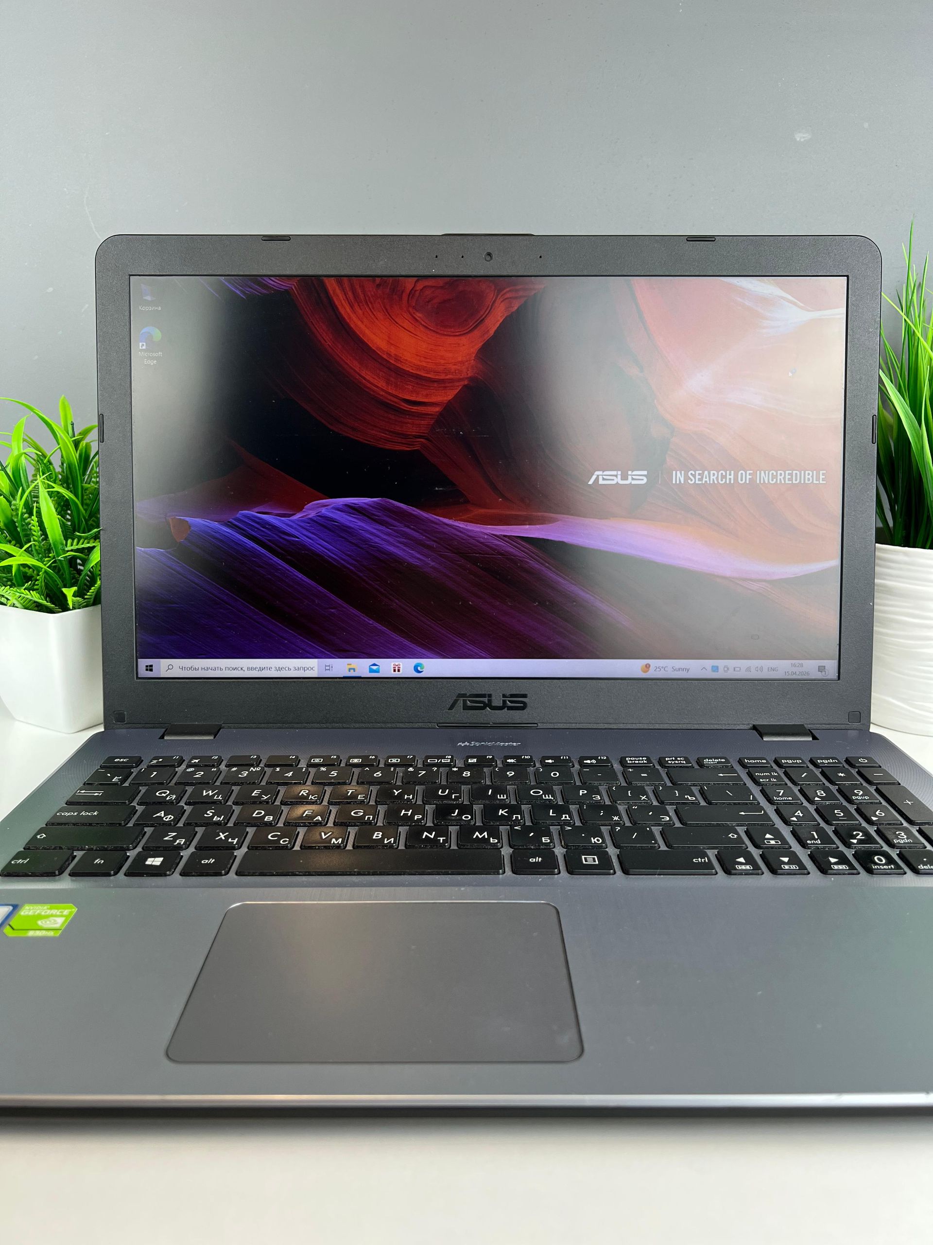 Ноутбук Asus core i7/7 пок  Intel Core i7  7-поколение  ядер 4 GB 16.2 дюймов