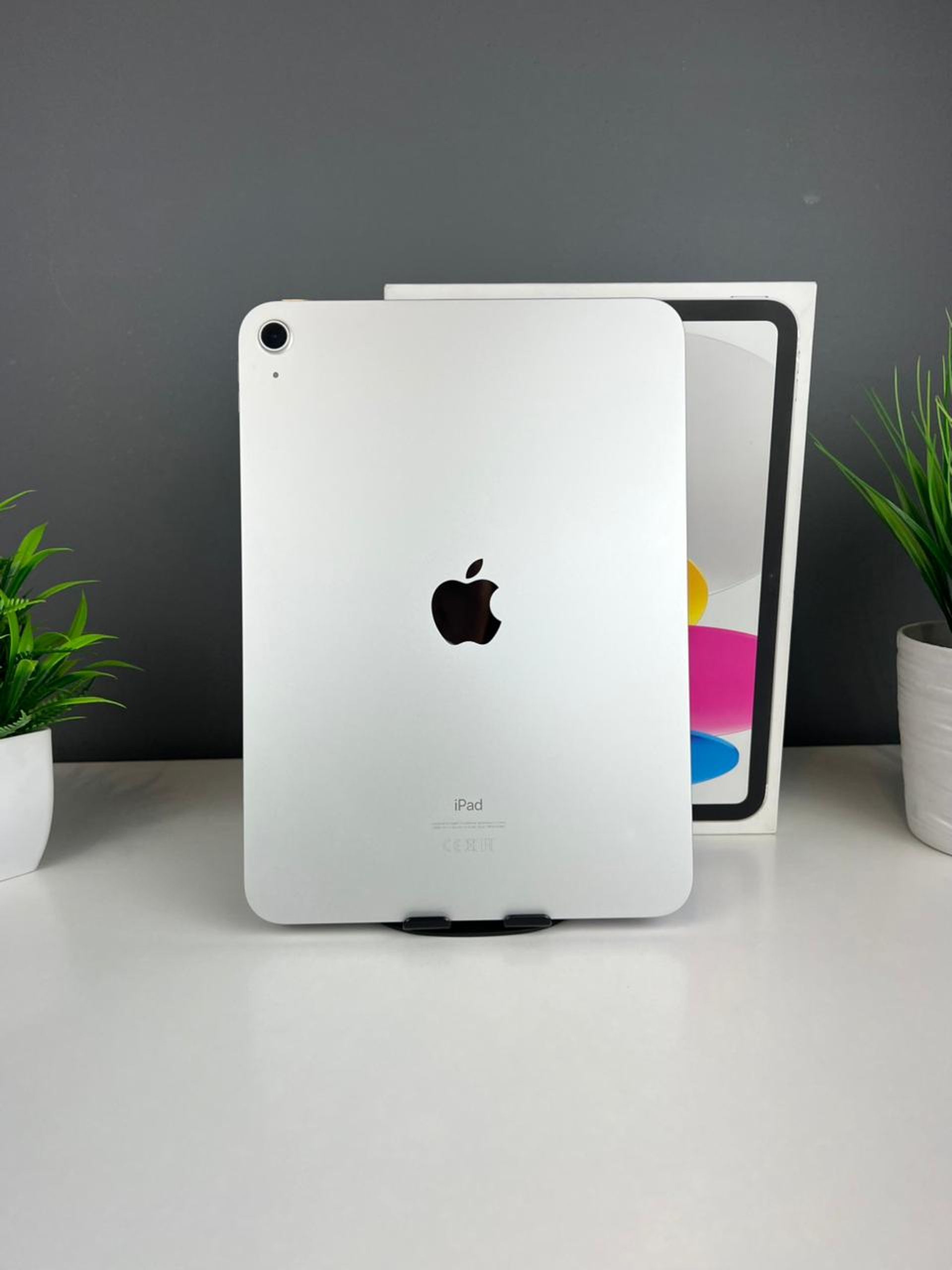 iPad 10.2