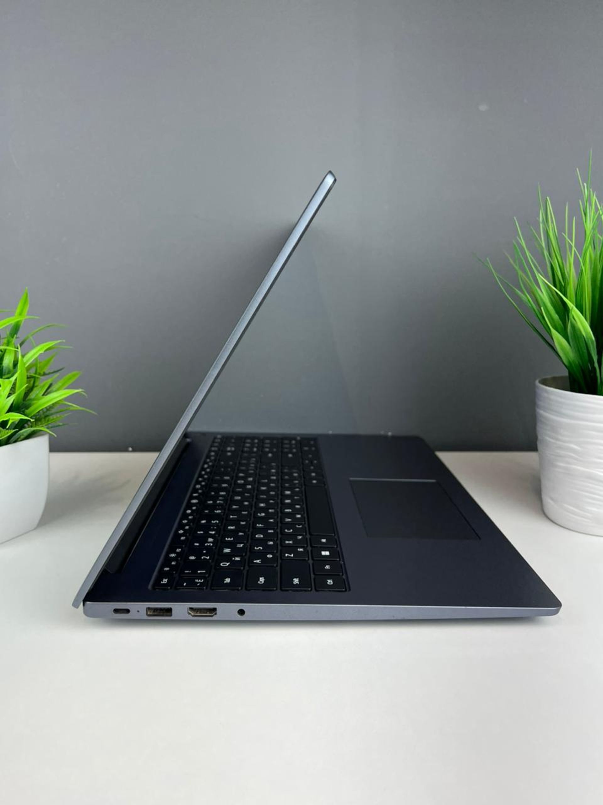 Huаwei  Core™  i3-12;