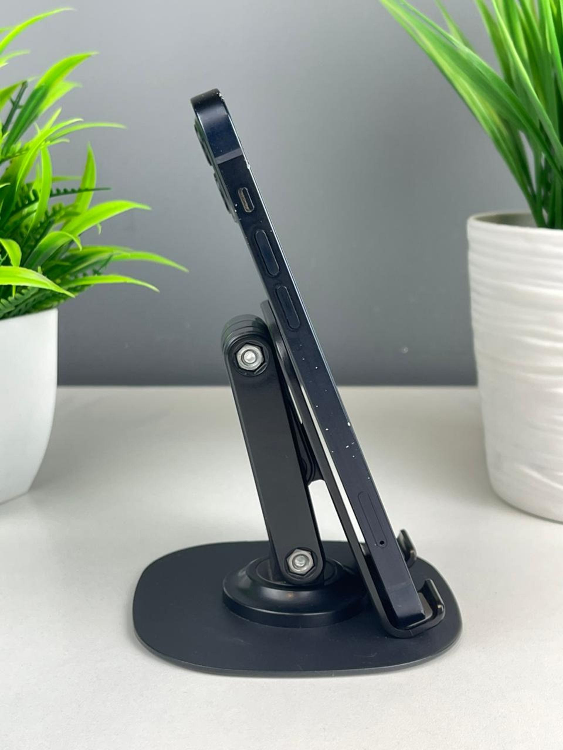 Apple iPhone 12 64GB