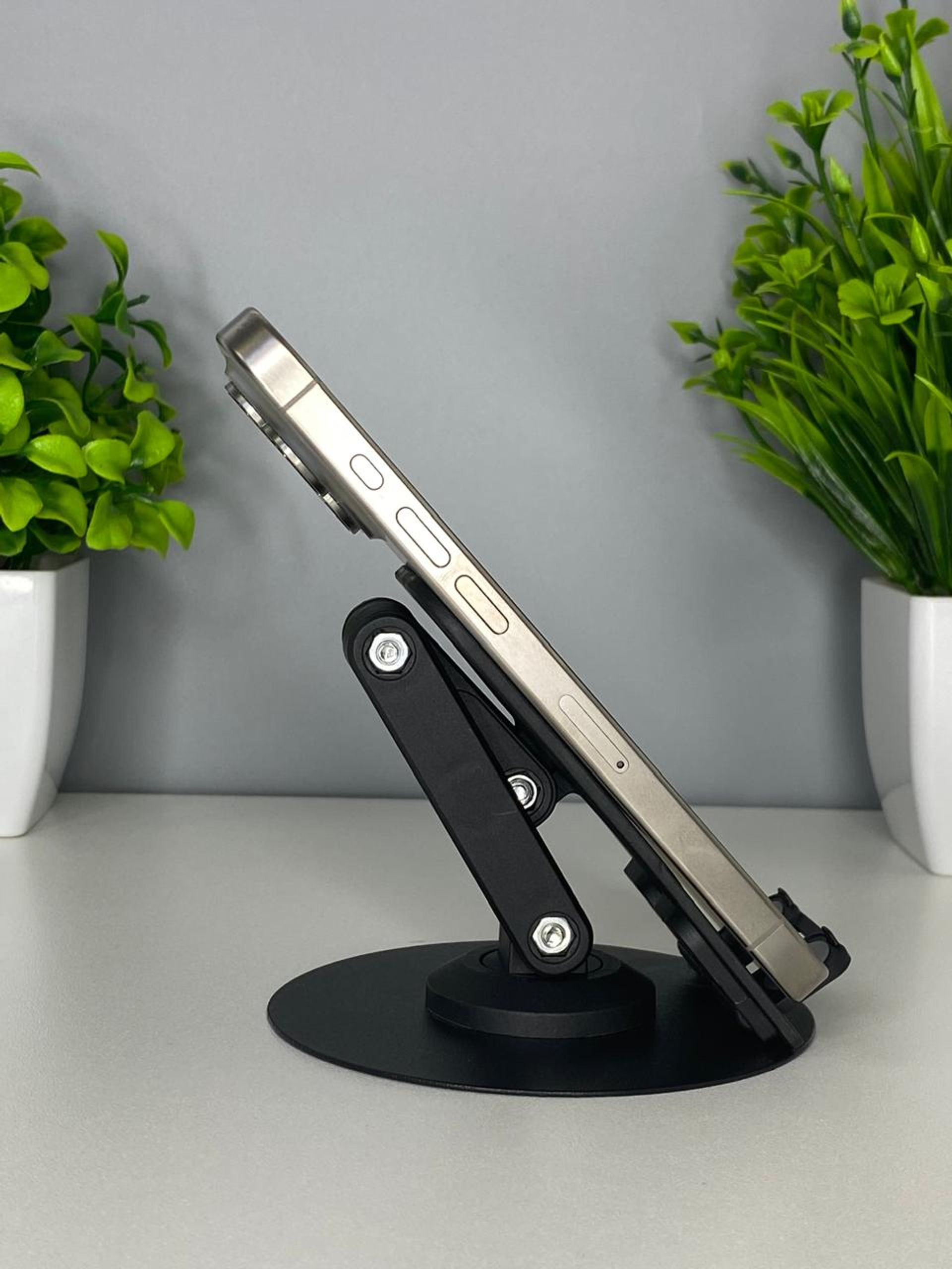 Apple iPhone 15 Pro 128GB - фото_2