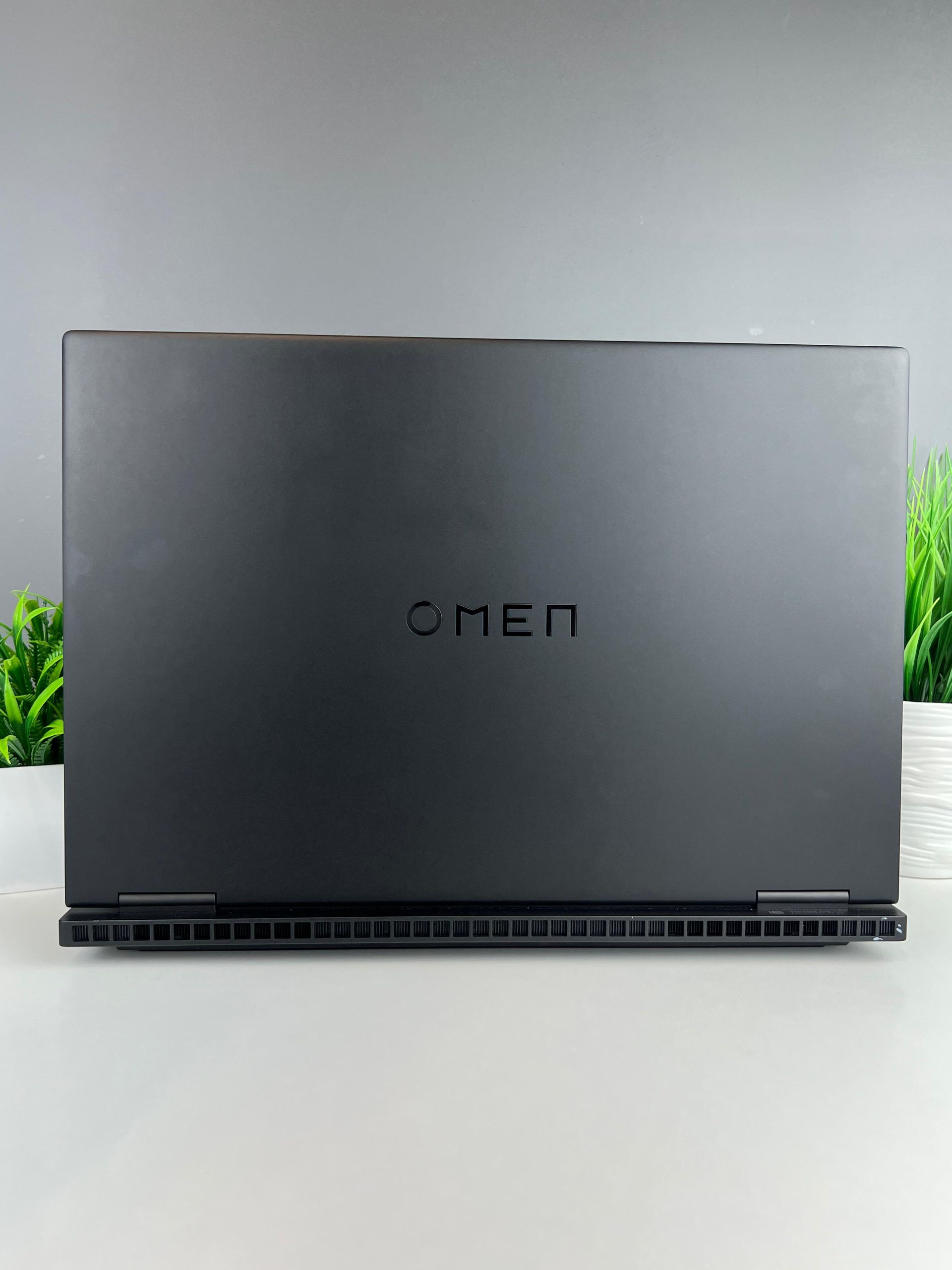 Ноутбук Hp Omen  Intel Core i7  13-поколение  ядер 32 GB 15 дюймов