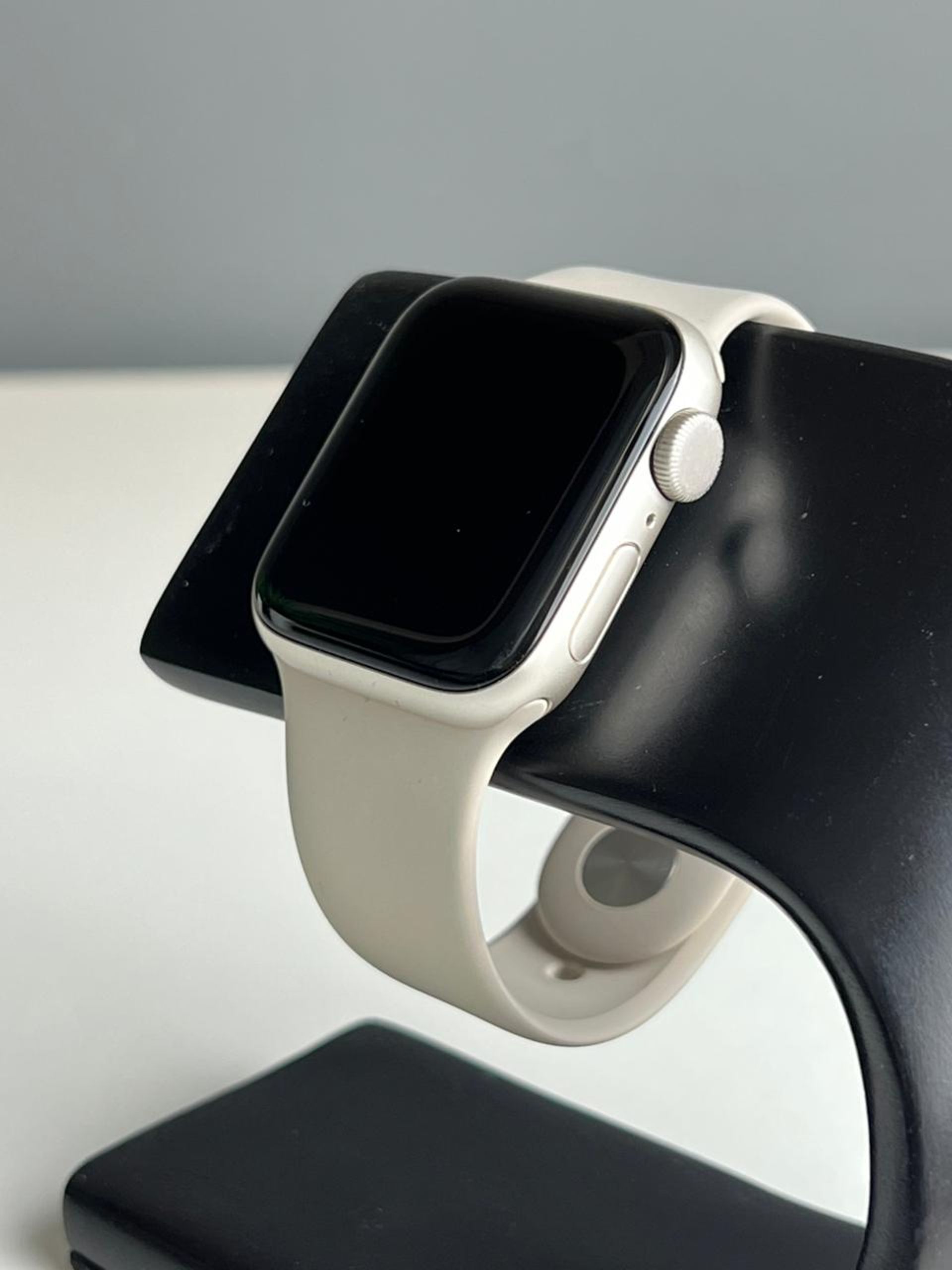 Apple Watch SE 40 мм (2е поколение)