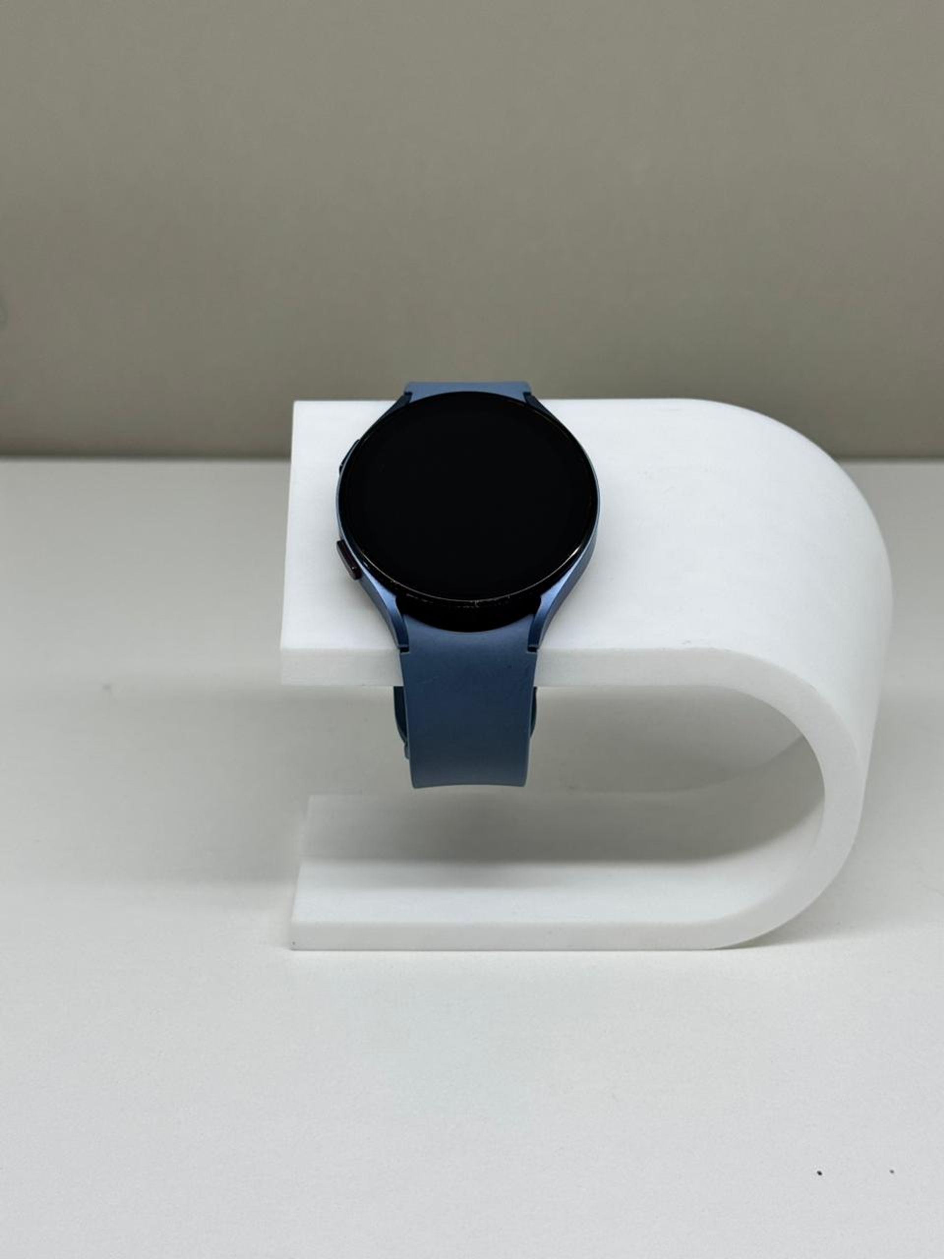 Samsung Series 4 Classic SM-R880 44mm