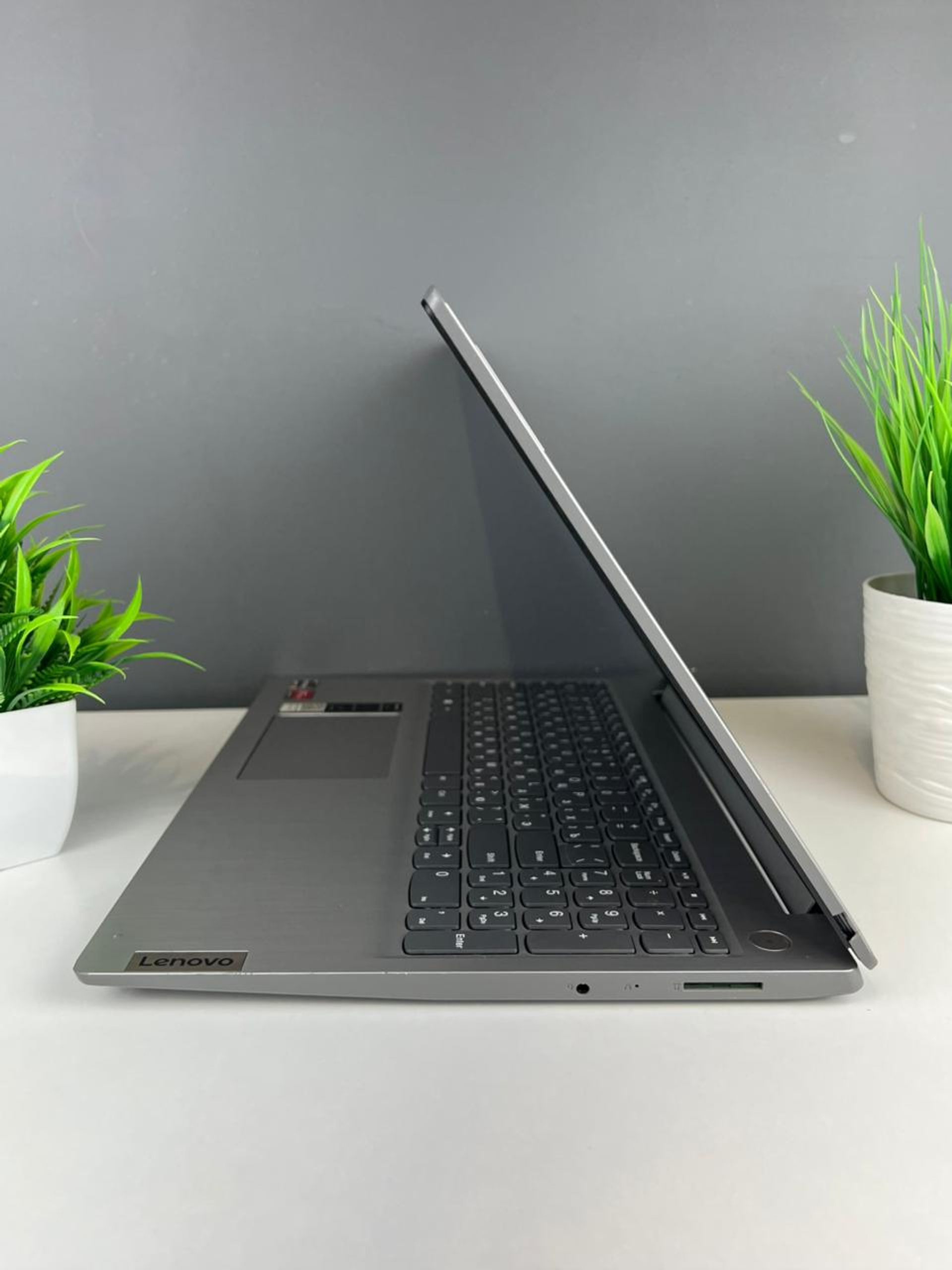 Ноутбук Lenovo ryzen 5 (4-е поколение) 2020-2022 (6 ядер / 12 потоков) AMD Ryzen 5 4-поколение ядер 8 GB 500 GB