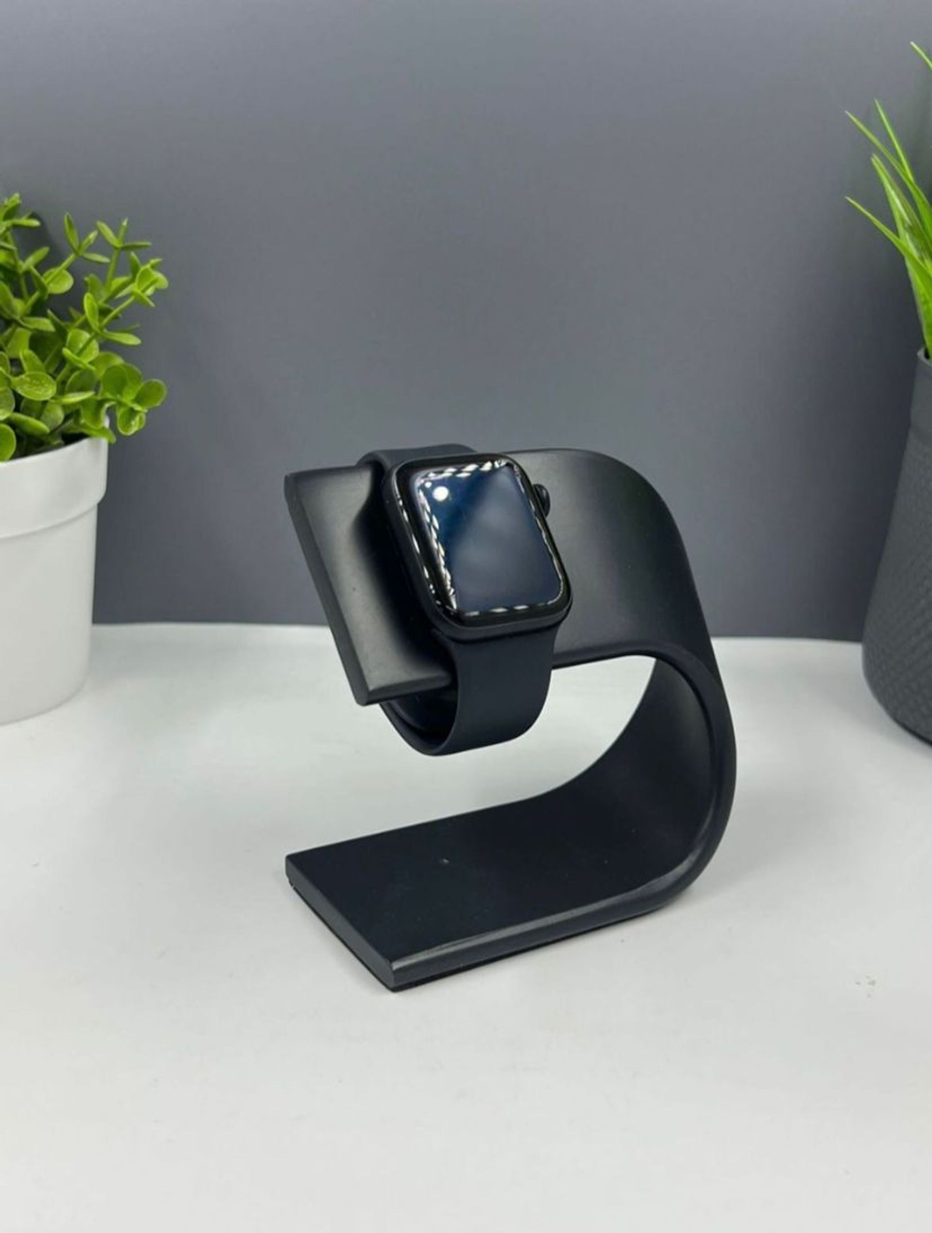 Apple Series SE 40 mm (2е поколение) 40mm