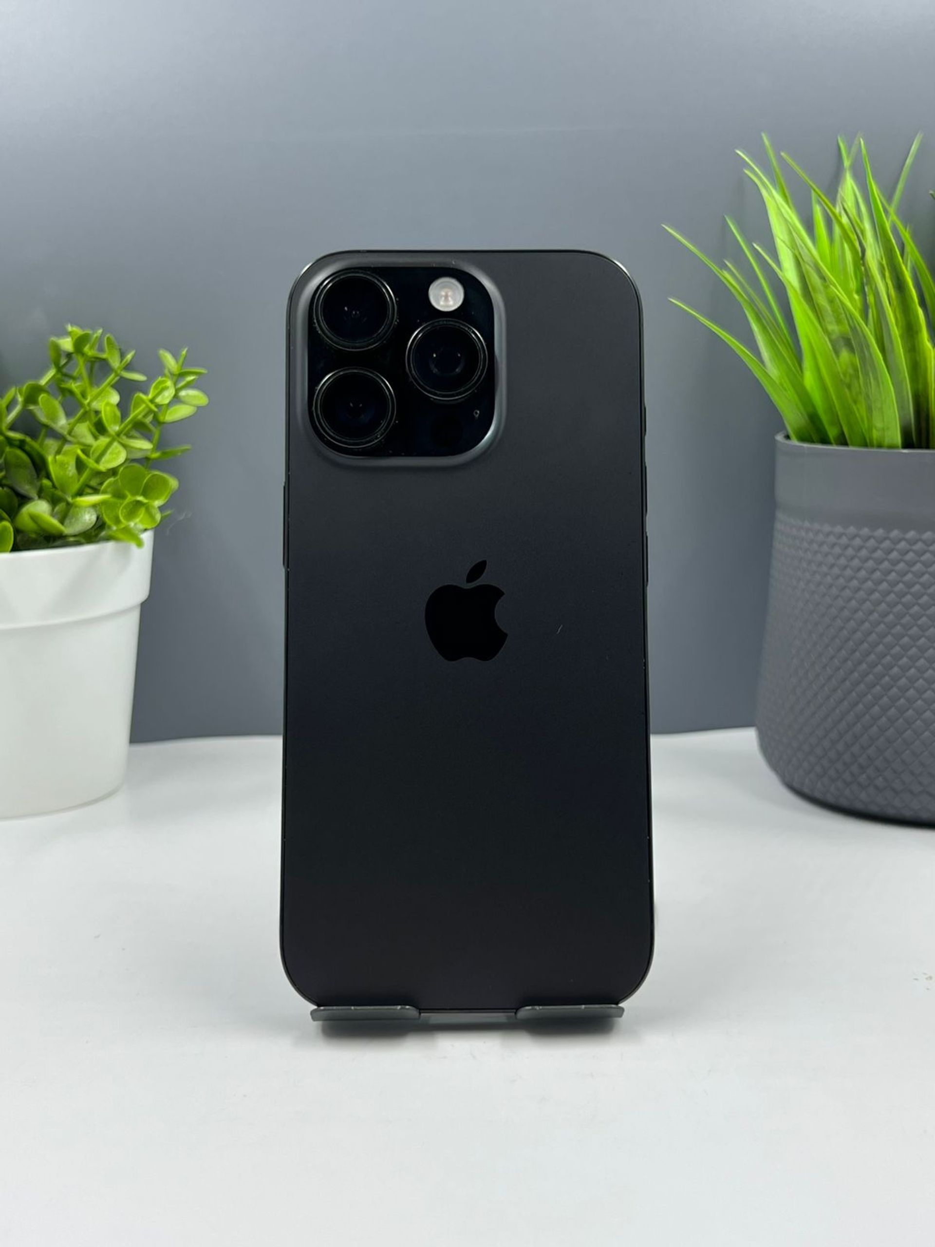 Apple iPhone 16 Pro 128Gb - фото_0