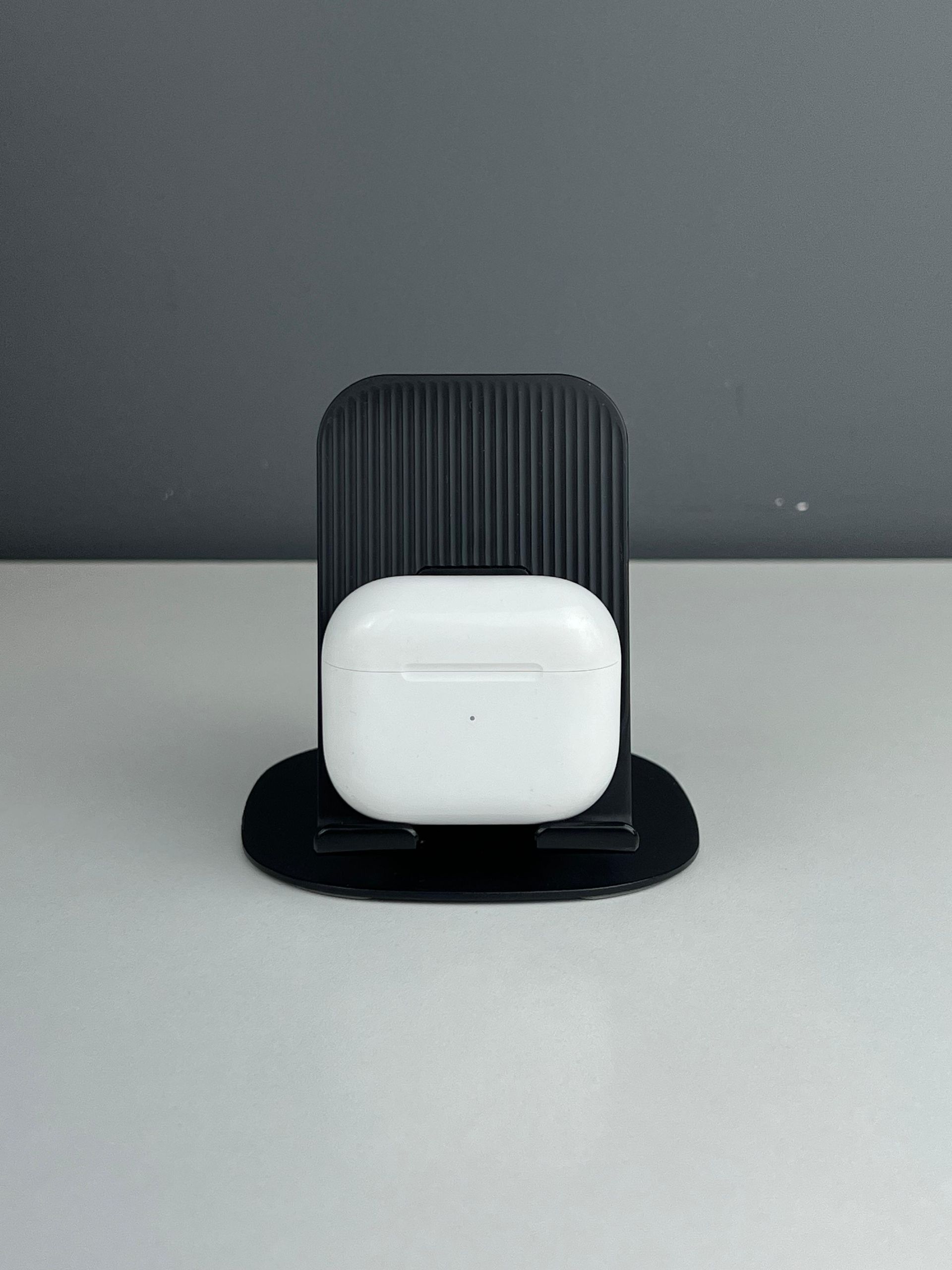 Apple AirPods 3 series