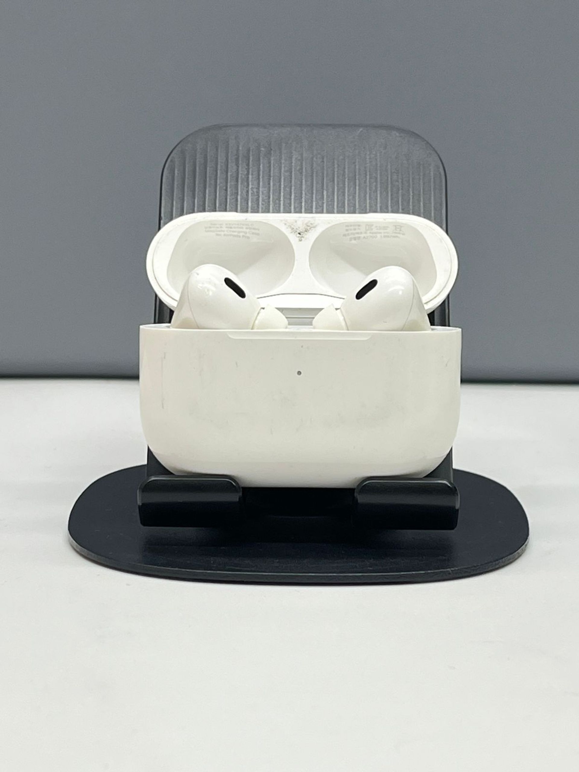 Apple AirPods Pro 2