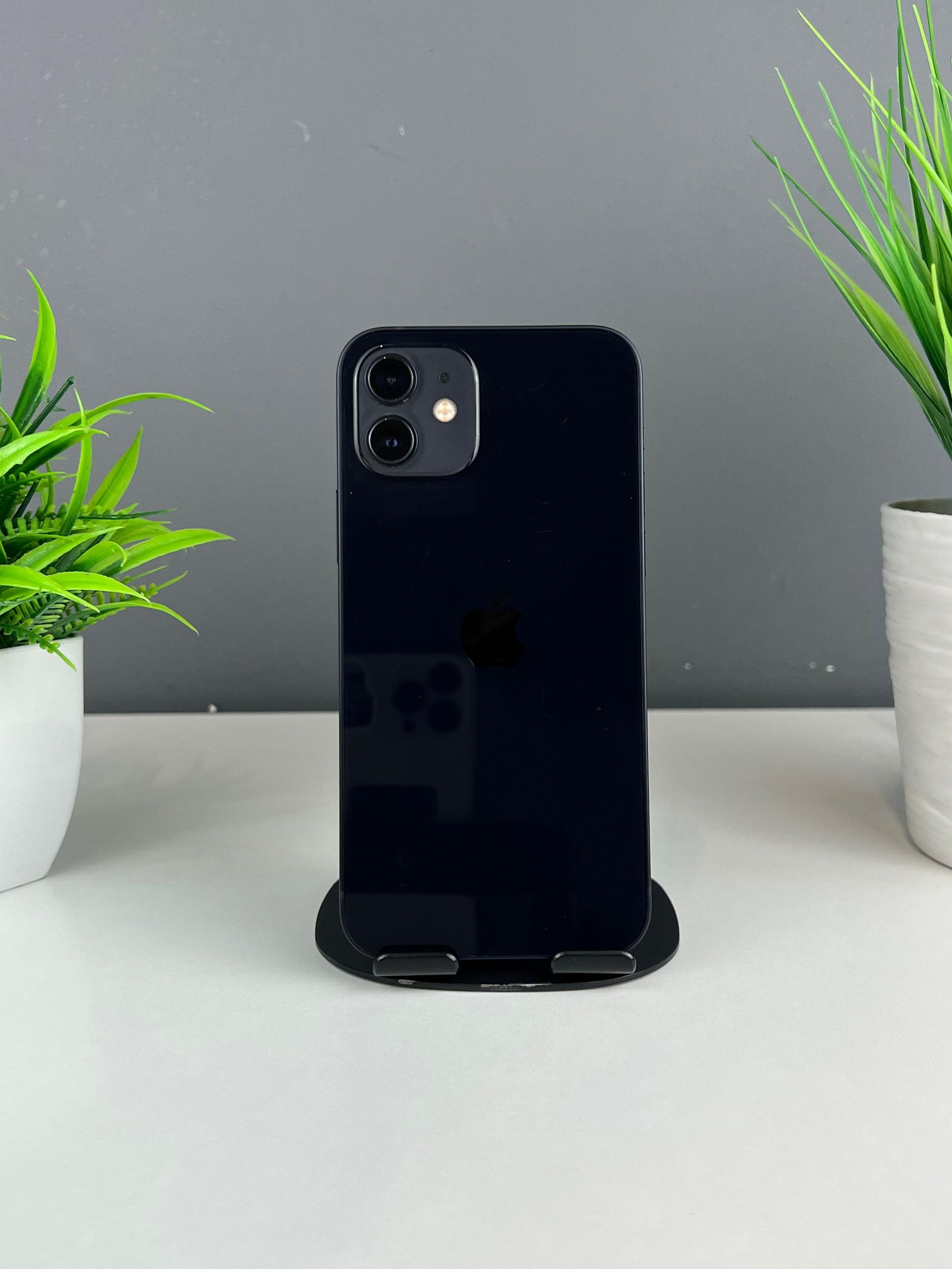 Apple iPhone 12 64 GB