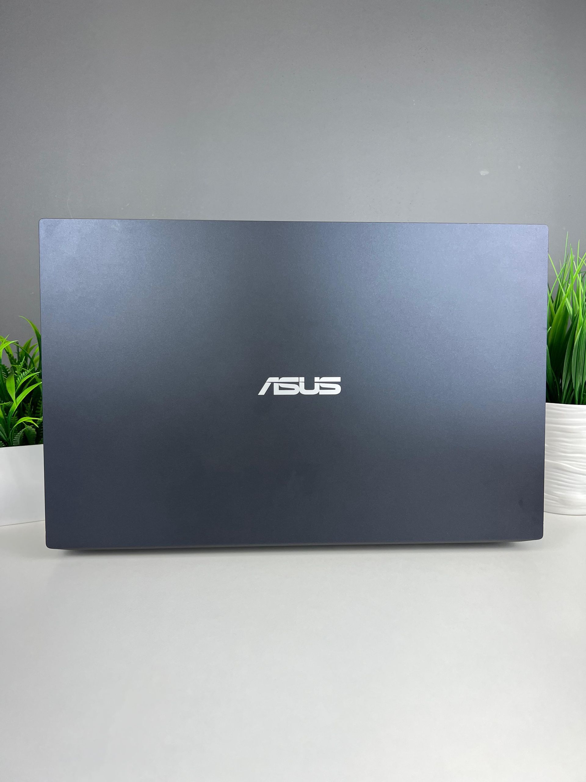 Ноутбук Asus core i5/13 пок  Intel Core i5  13-поколение  ядер 8 GB 500 GB 13 дюймов