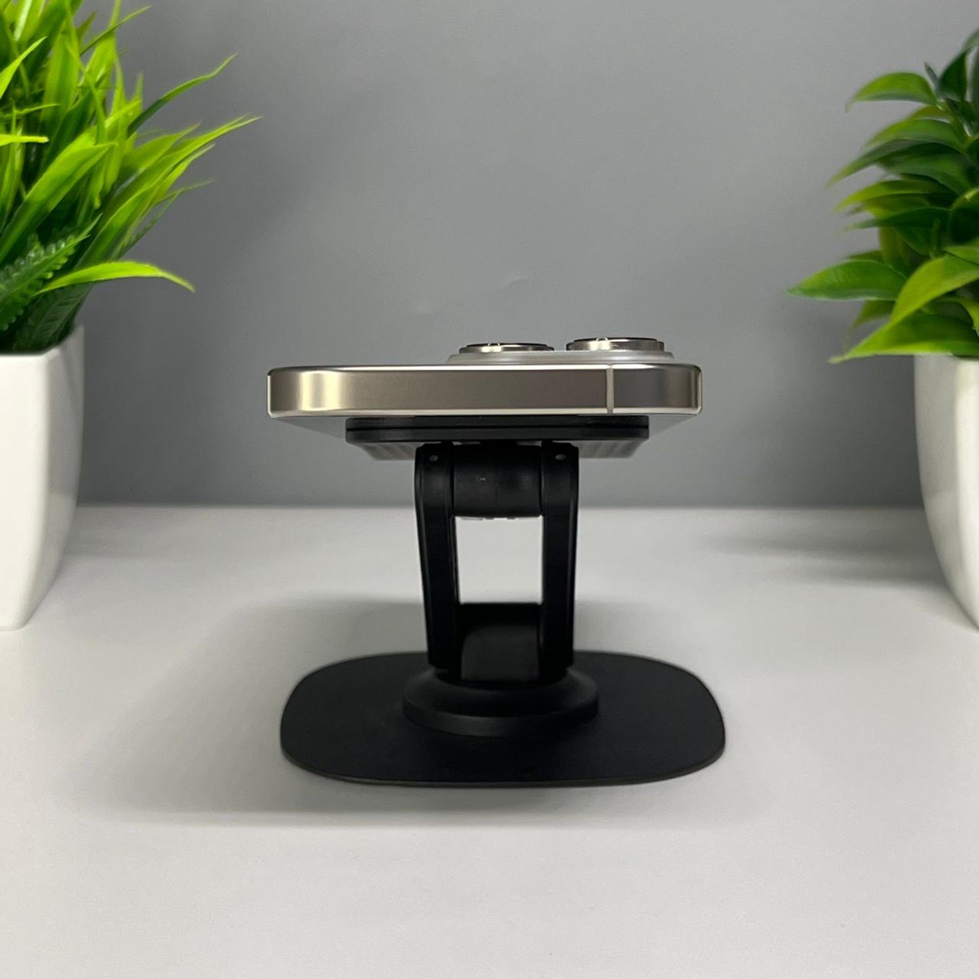 Apple iPhone 16 Pro 1024Gb