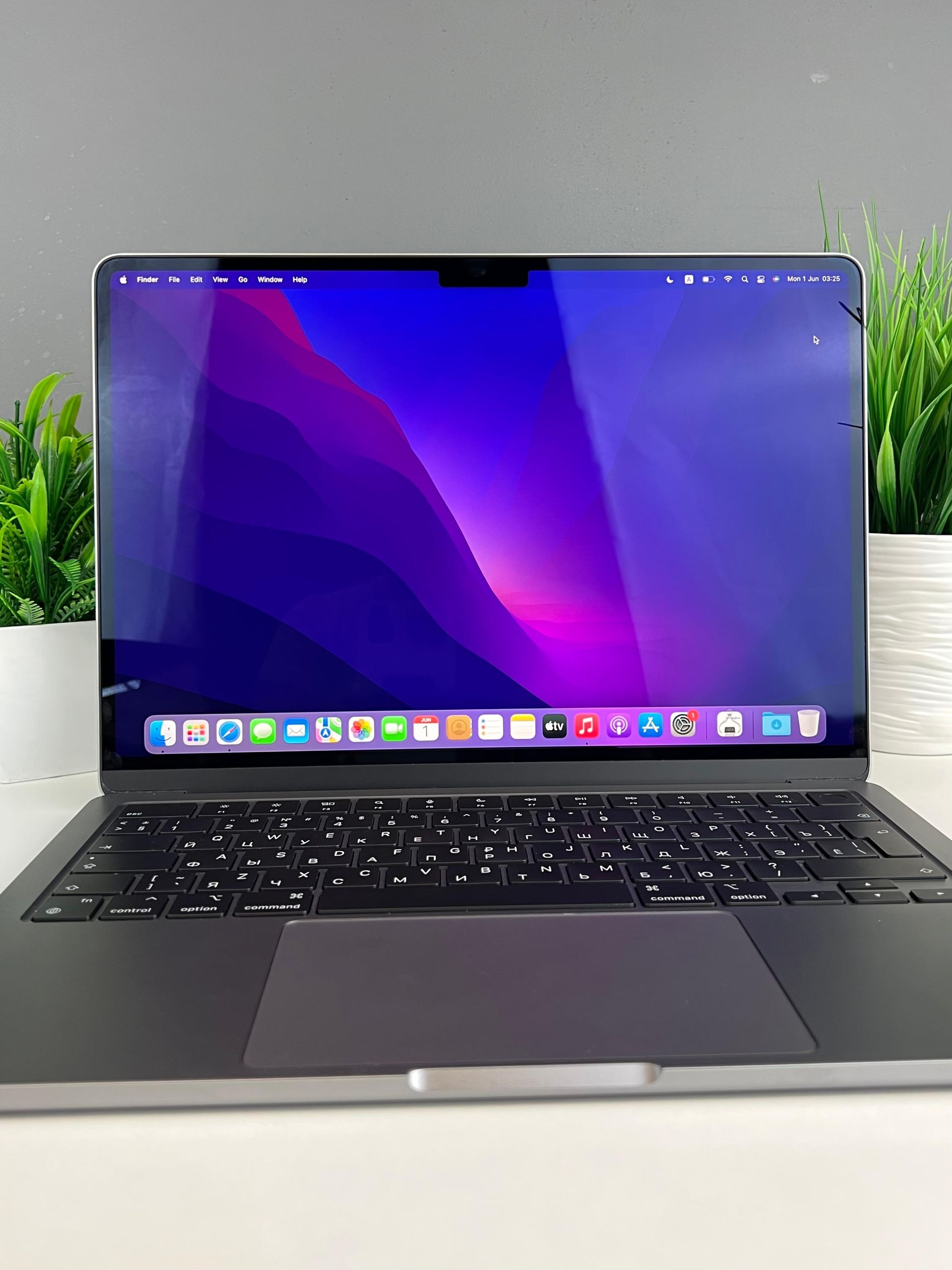 Ноутбук Apple macbook air 13 m2 Apple M2 ядер 8 GB 256 GB 13 дюймов