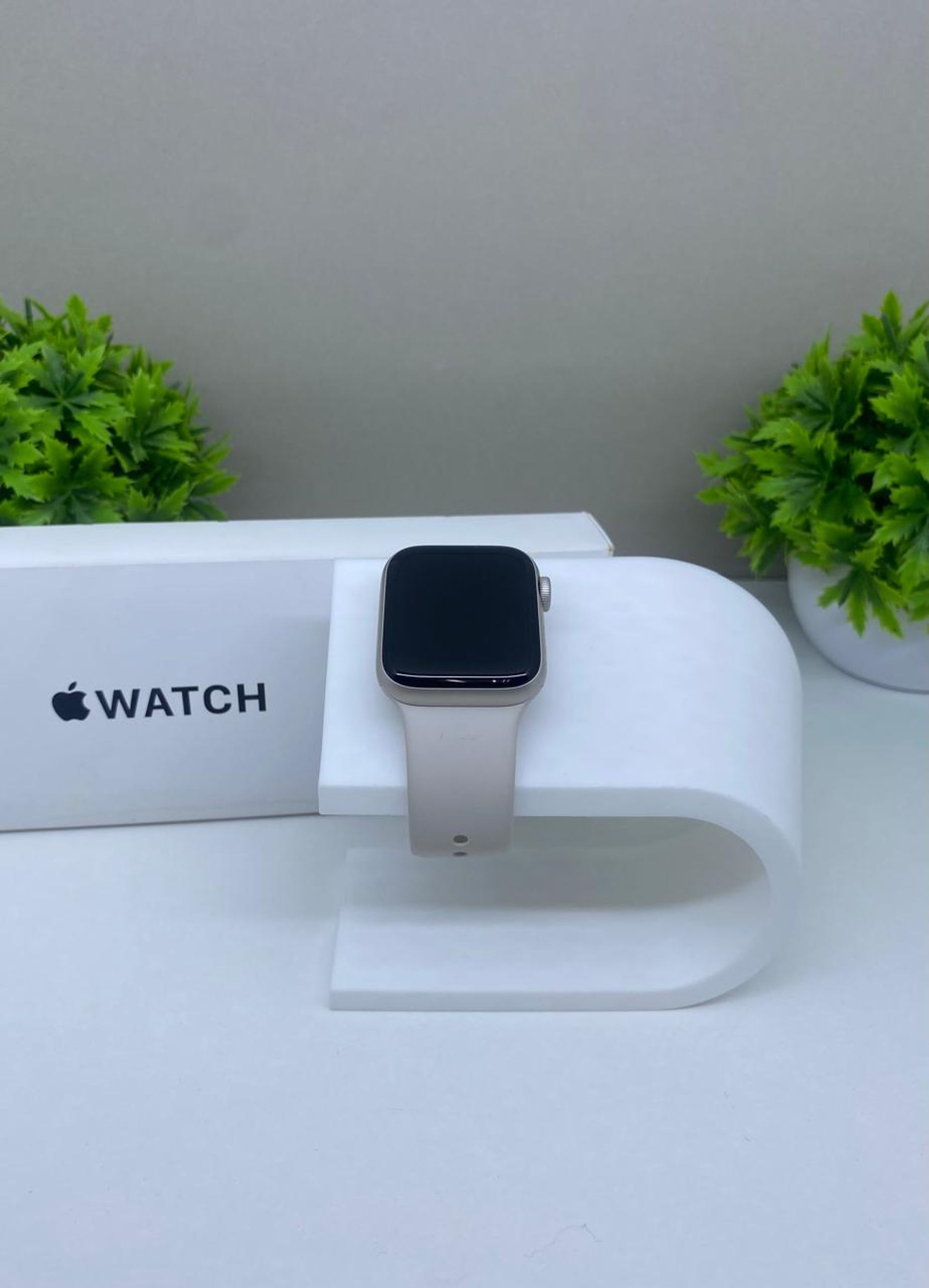 Apple Watch SE 40 мм (2е поколение)