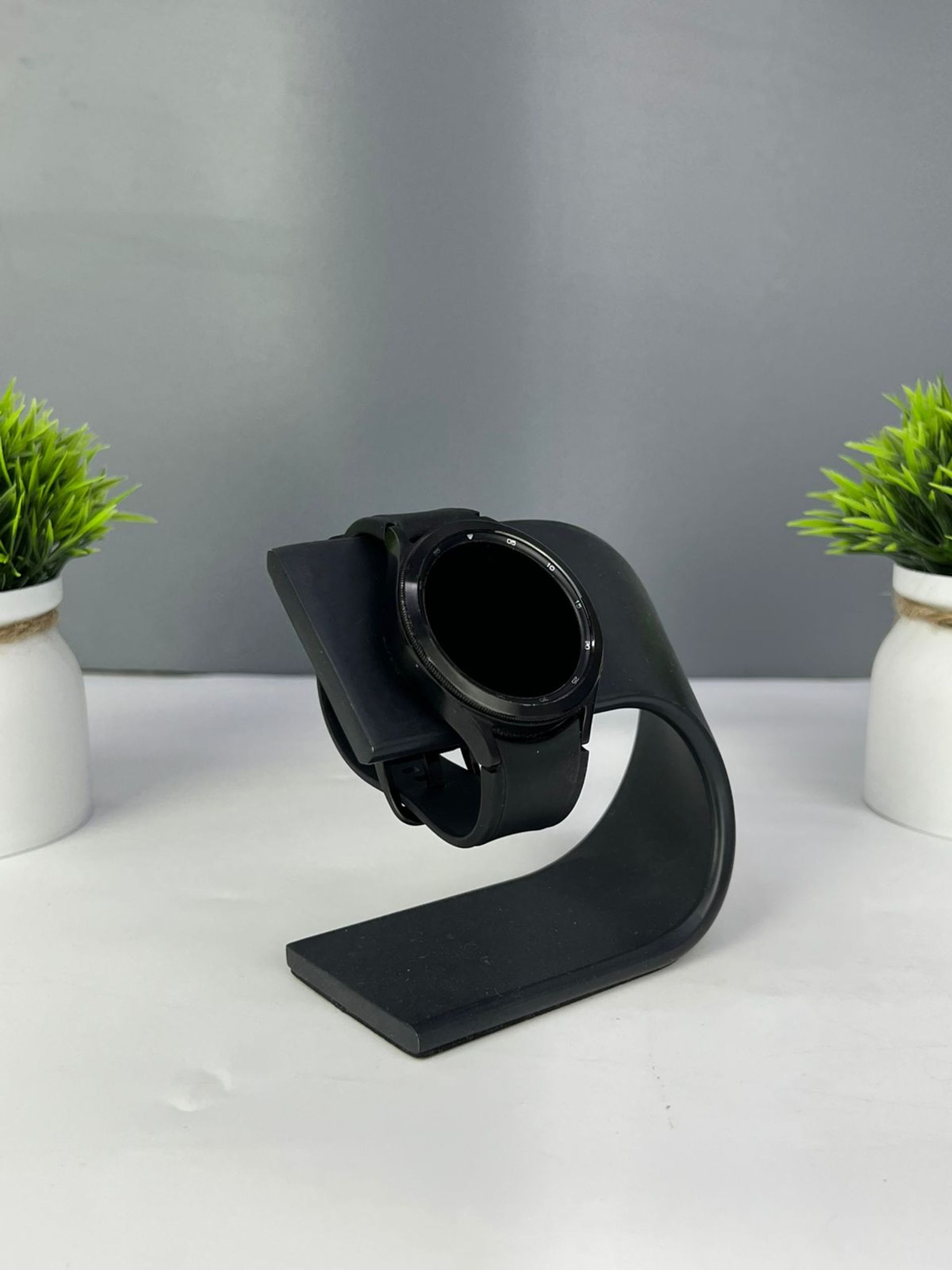 Samsung Series 4 Classic SM-R890 46mm