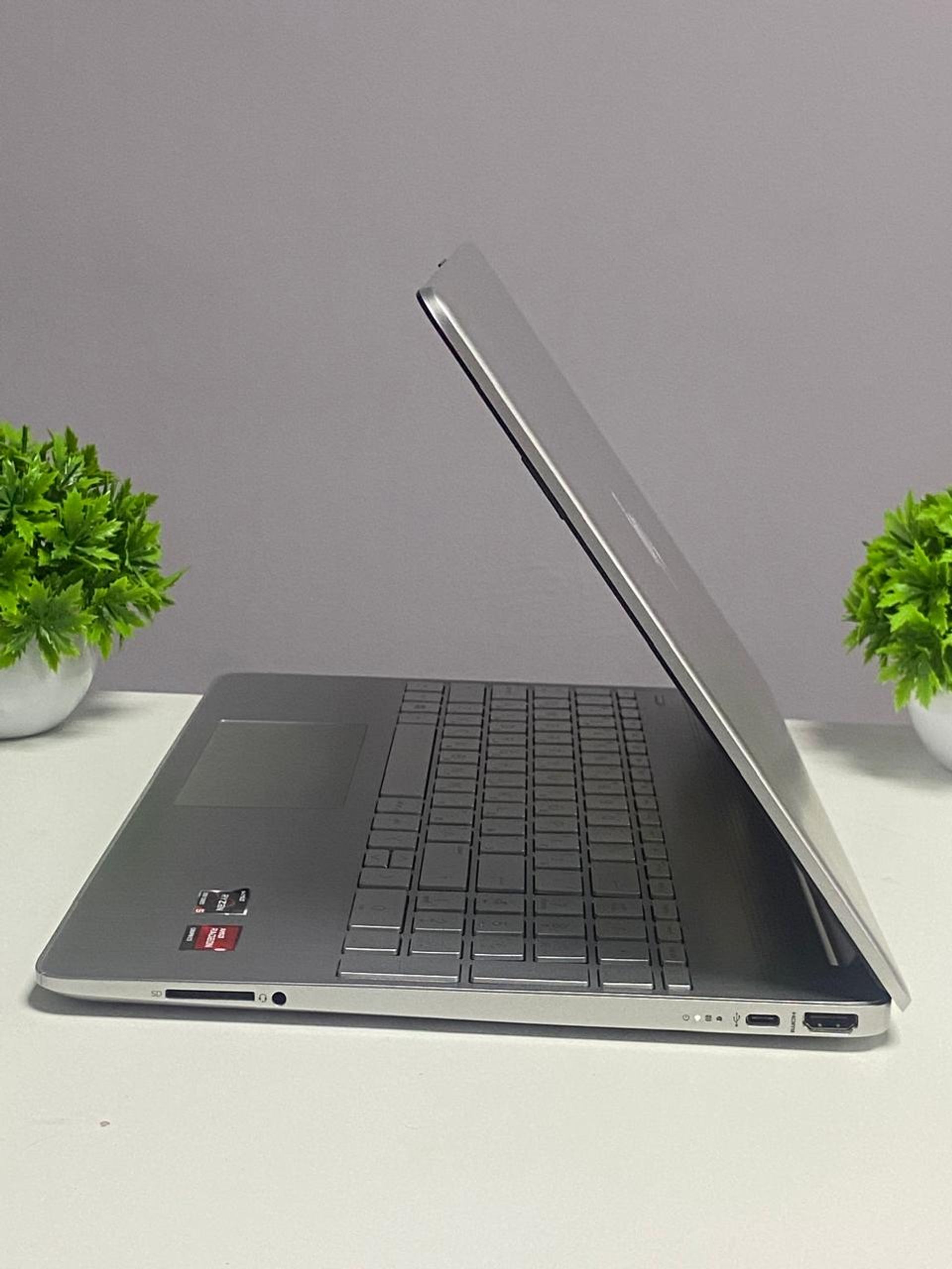 Hp Ryzen 5 (5-е поколение) 2023 (6 ядер / 12 потоков)     пароль:9804