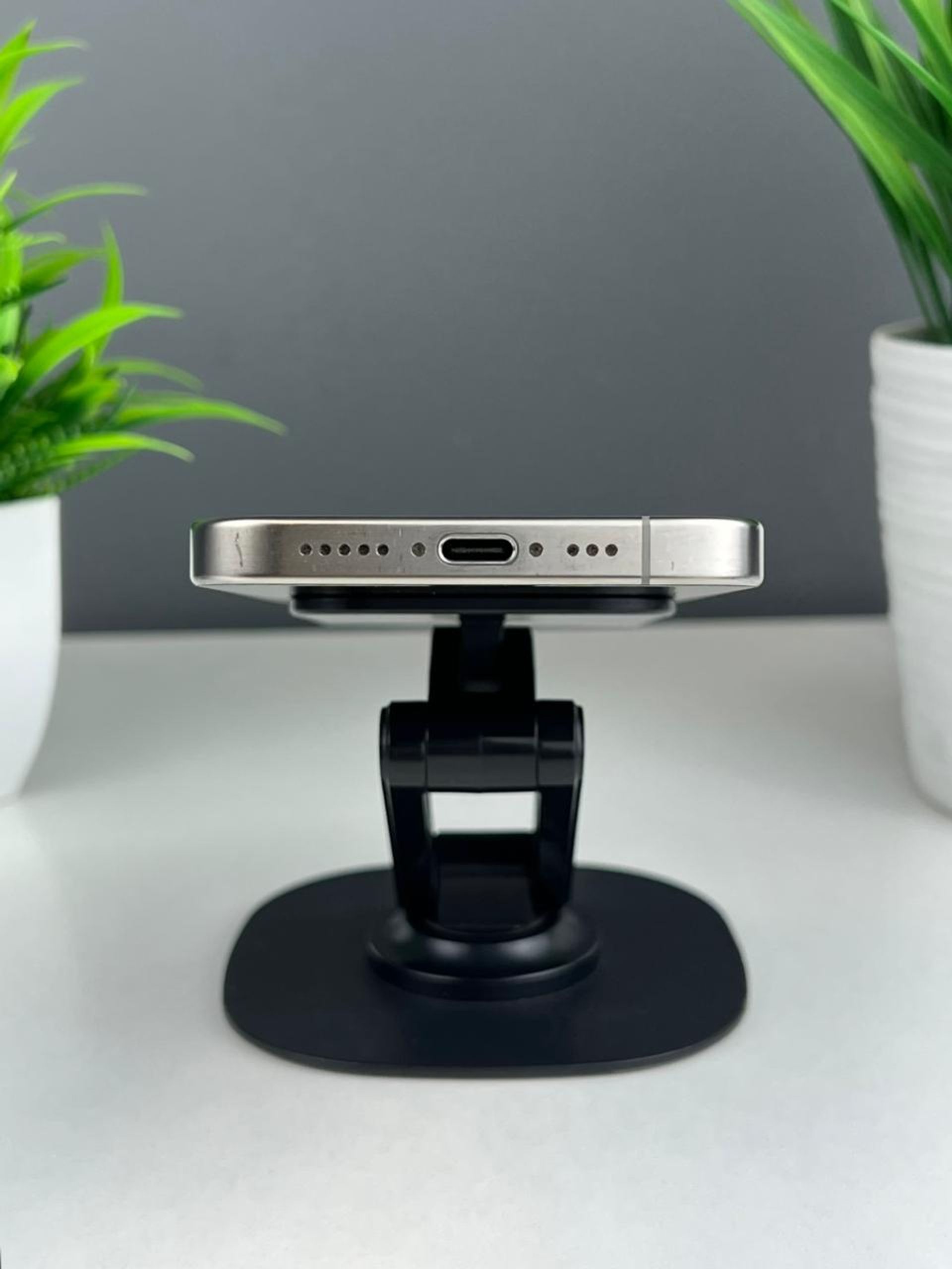 Apple iPhone 15 Pro 256GB - фото_4