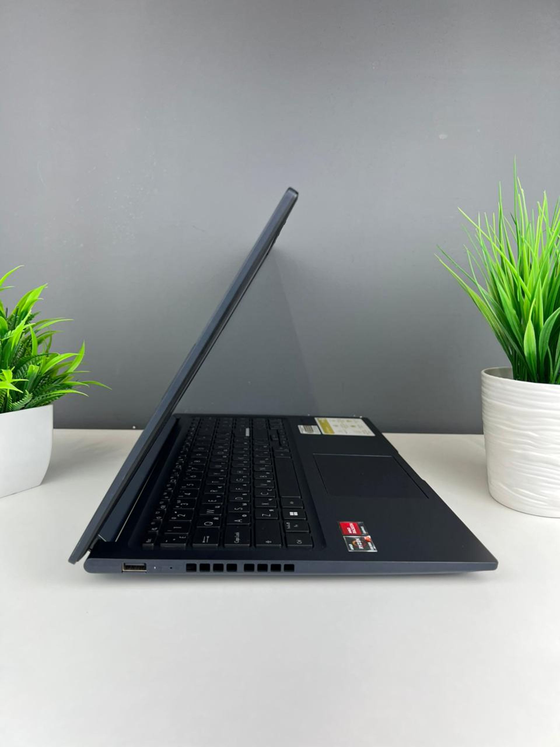 Asus Ryzen 7 (5-е поколение) 2023 (8 ядер / 16 потоков)