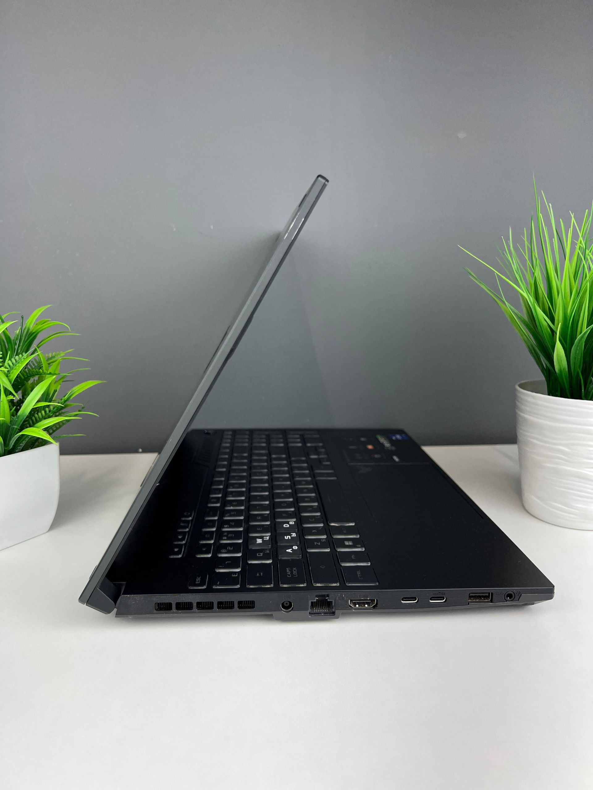 Ноутбук Asus core i7/12 пок  Intel Core i7  10-поколение  ядер 16 GB