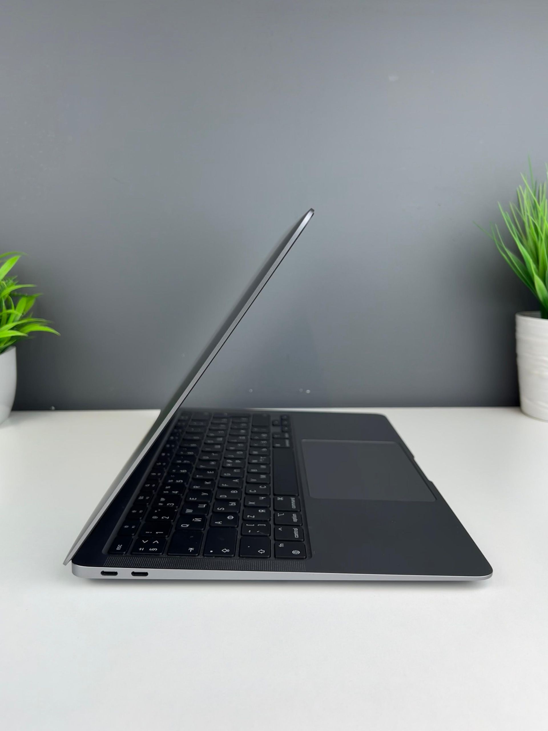 Ноутбук Apple macbook air 13 m1 Apple M1 ядер 8 GB 256 GB 13 дюймов