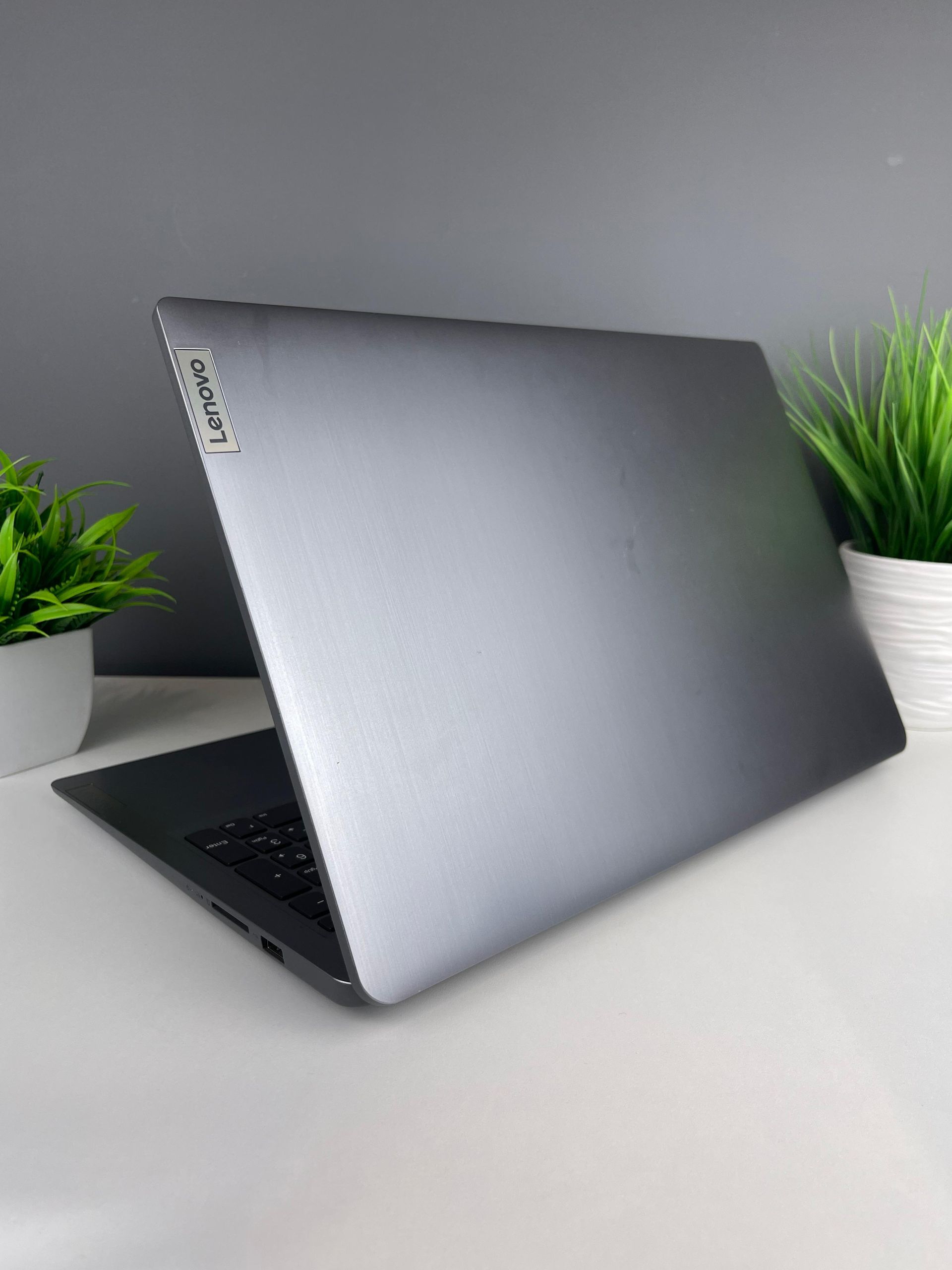 Lenovo Ryzen 5 (5-е поколение) 2023 (6 ядер / 12 потоков)