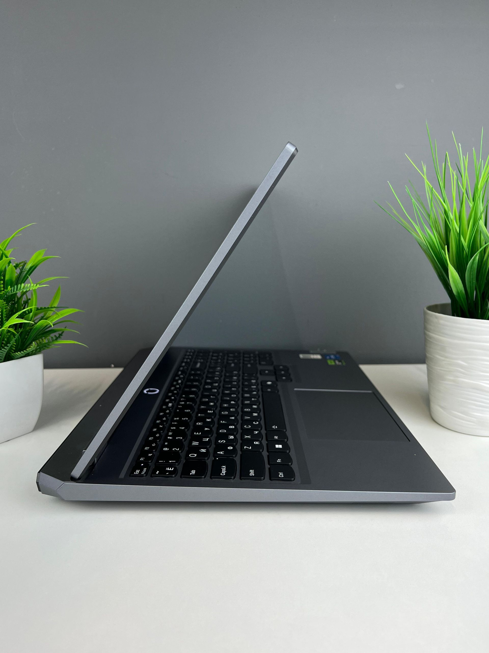 Ноутбук Lenovo Игровой  Intel Core i5  12-поколение  ядер 16 GB 500 GB 15 дюймов